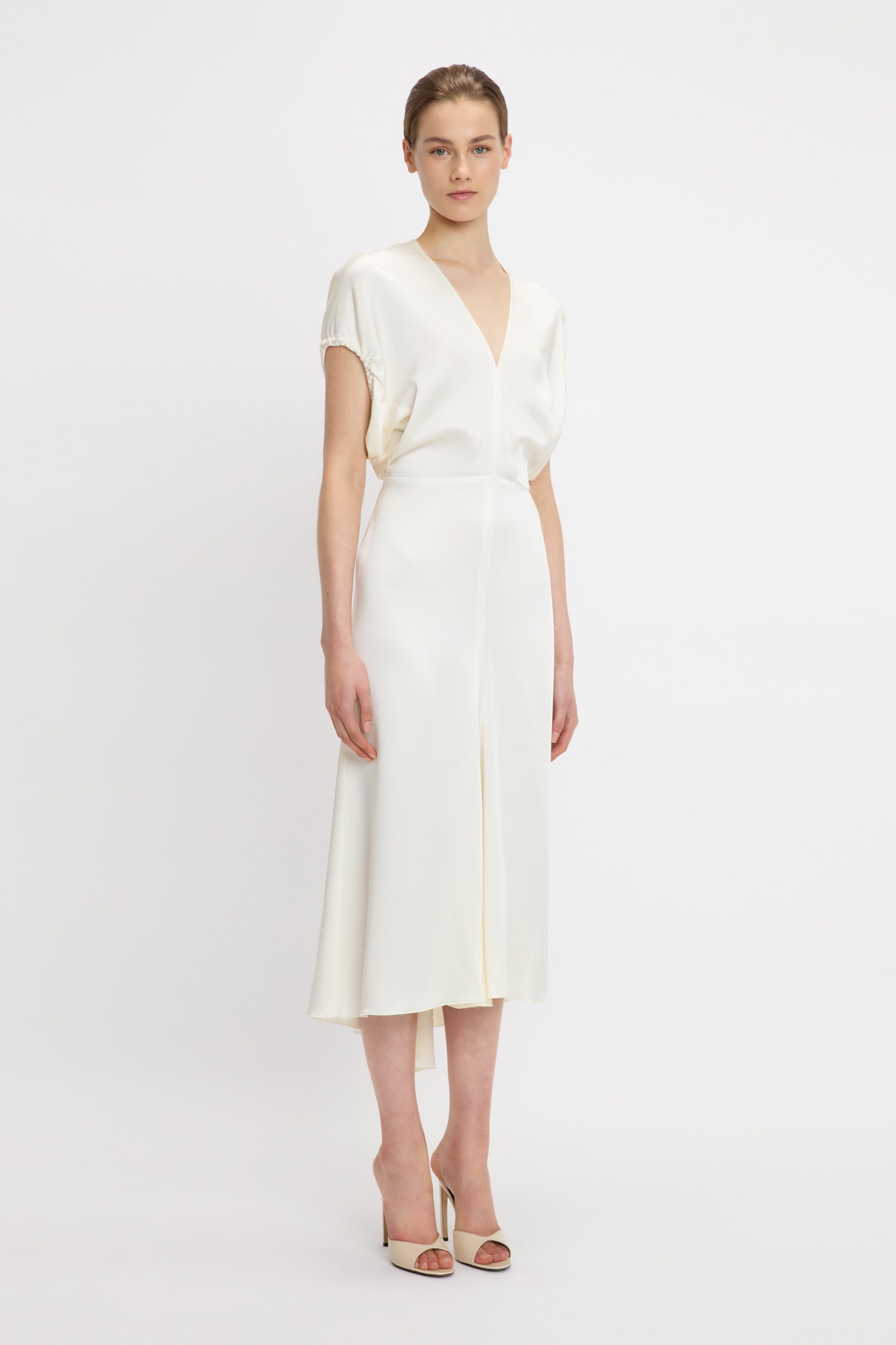 Blouson Detail Midi Dress In Ivory - 3