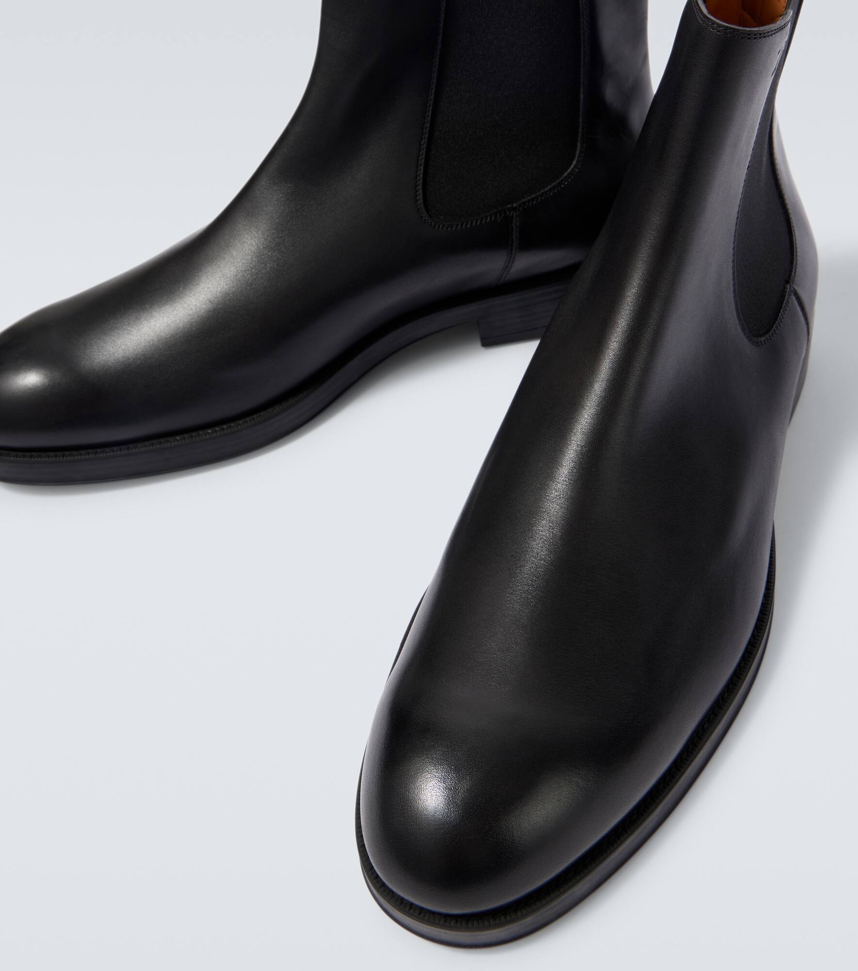 Leather Chelsea boots - 3