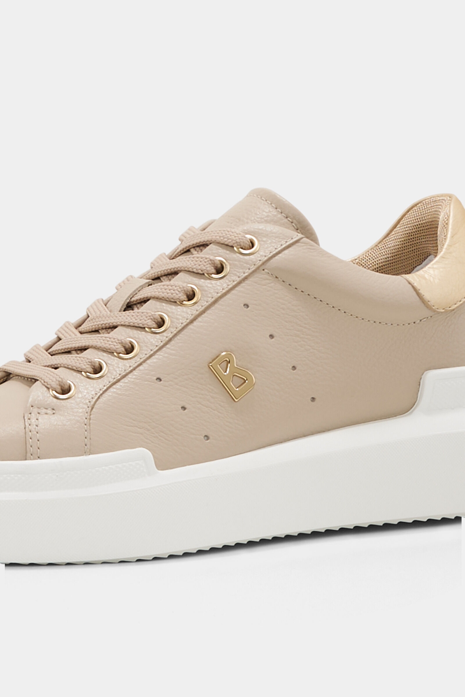 Hollywood Sneaker in Beige/Platinum - 4