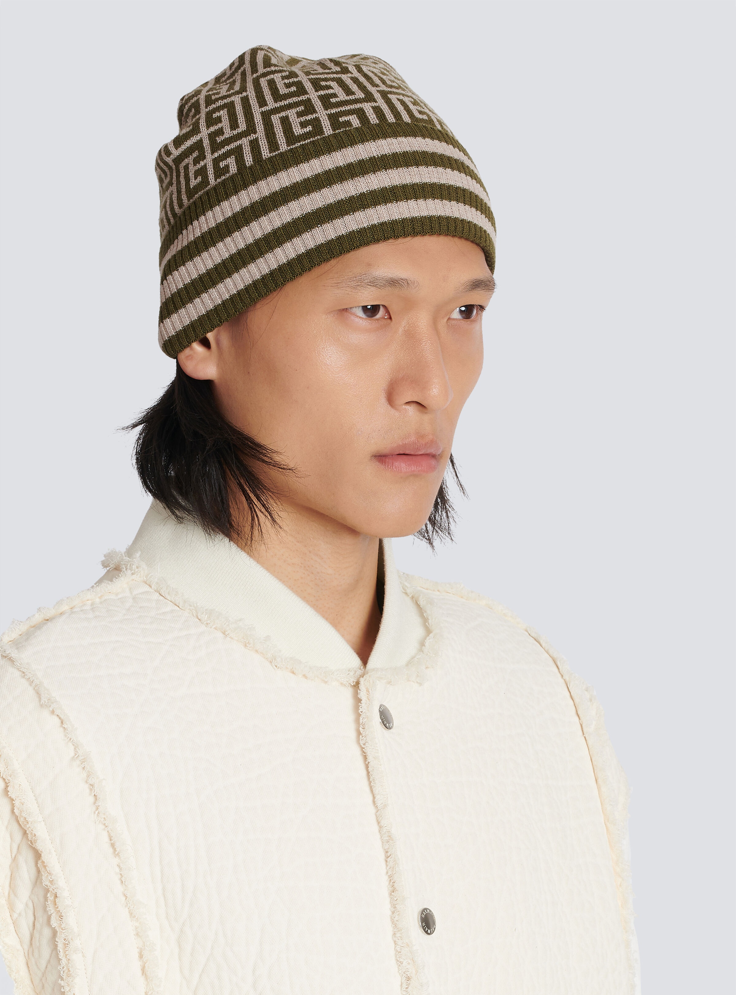 Monogrammed embroidered wool hat - 4