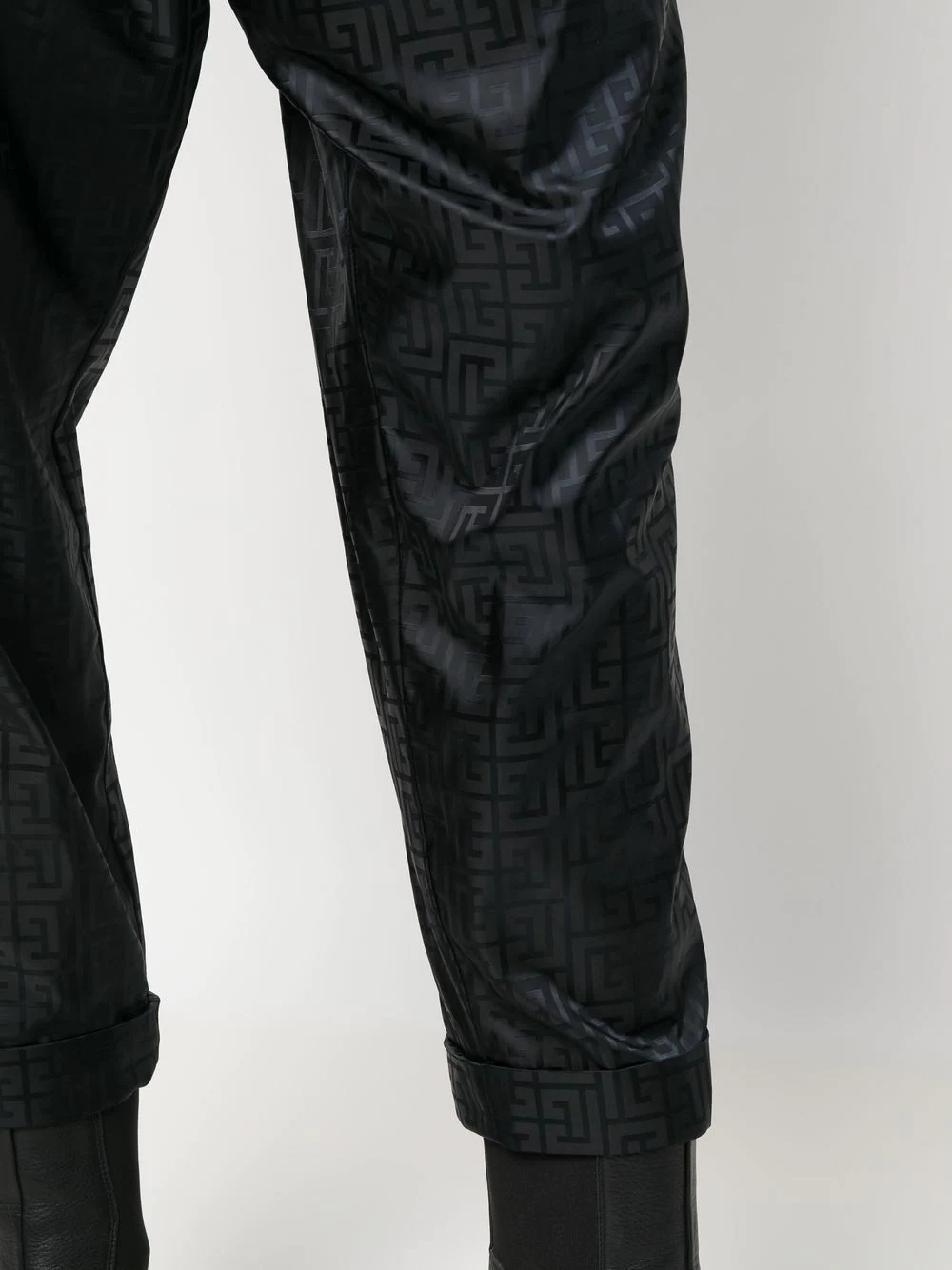 monogram-print tapered trousers - 5