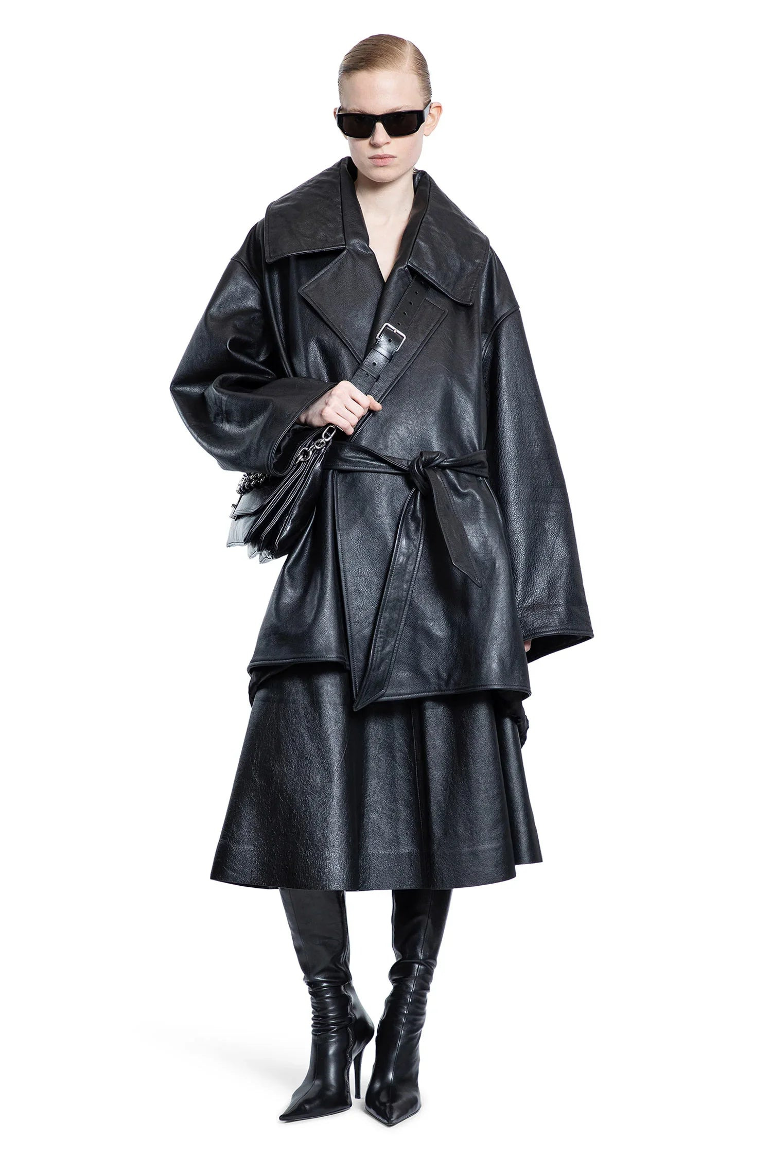 A-Line-Skirt-In-Shiny-Leather - 5