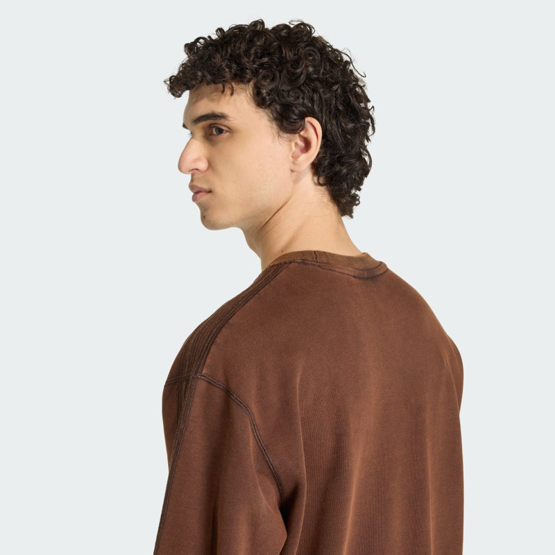 Premium Essentials Retro Washed Crew Sweatshirt 6