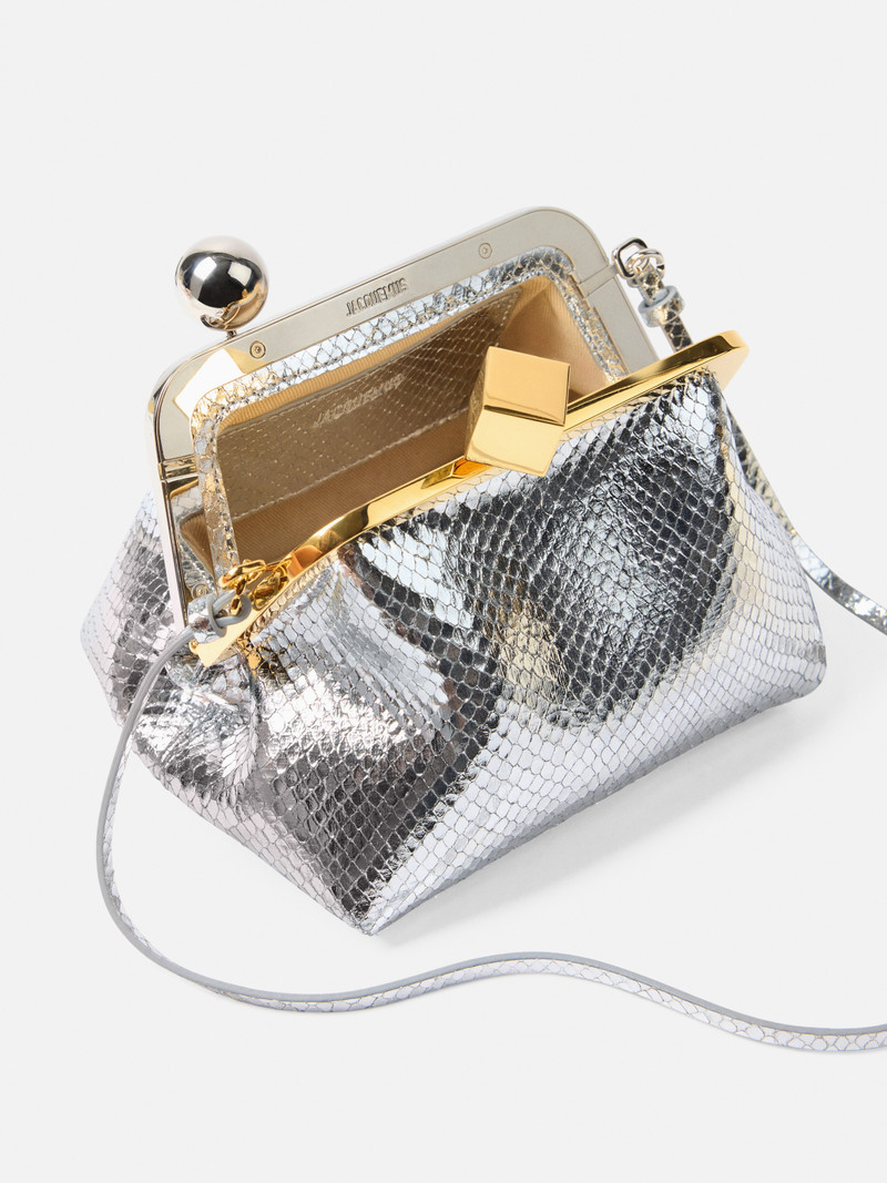 JACQUEMUS The Berlingot outlook