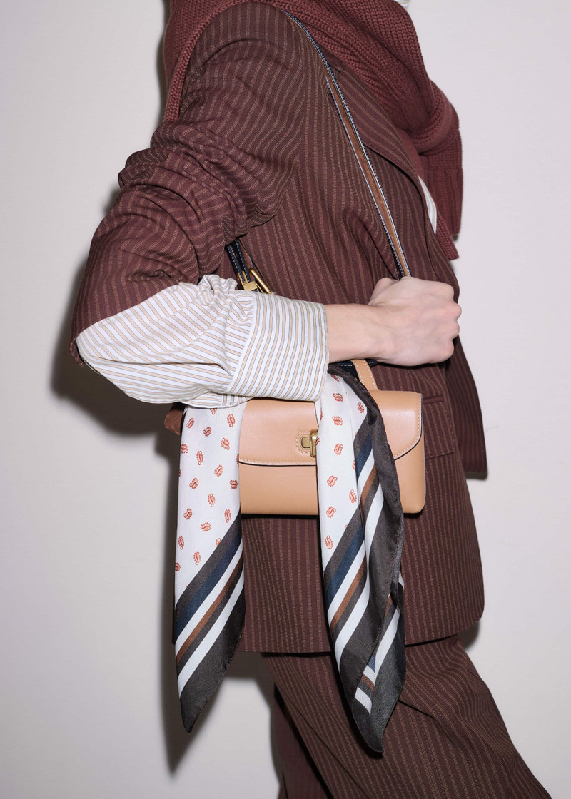 ME+EM Border Scarf outlook