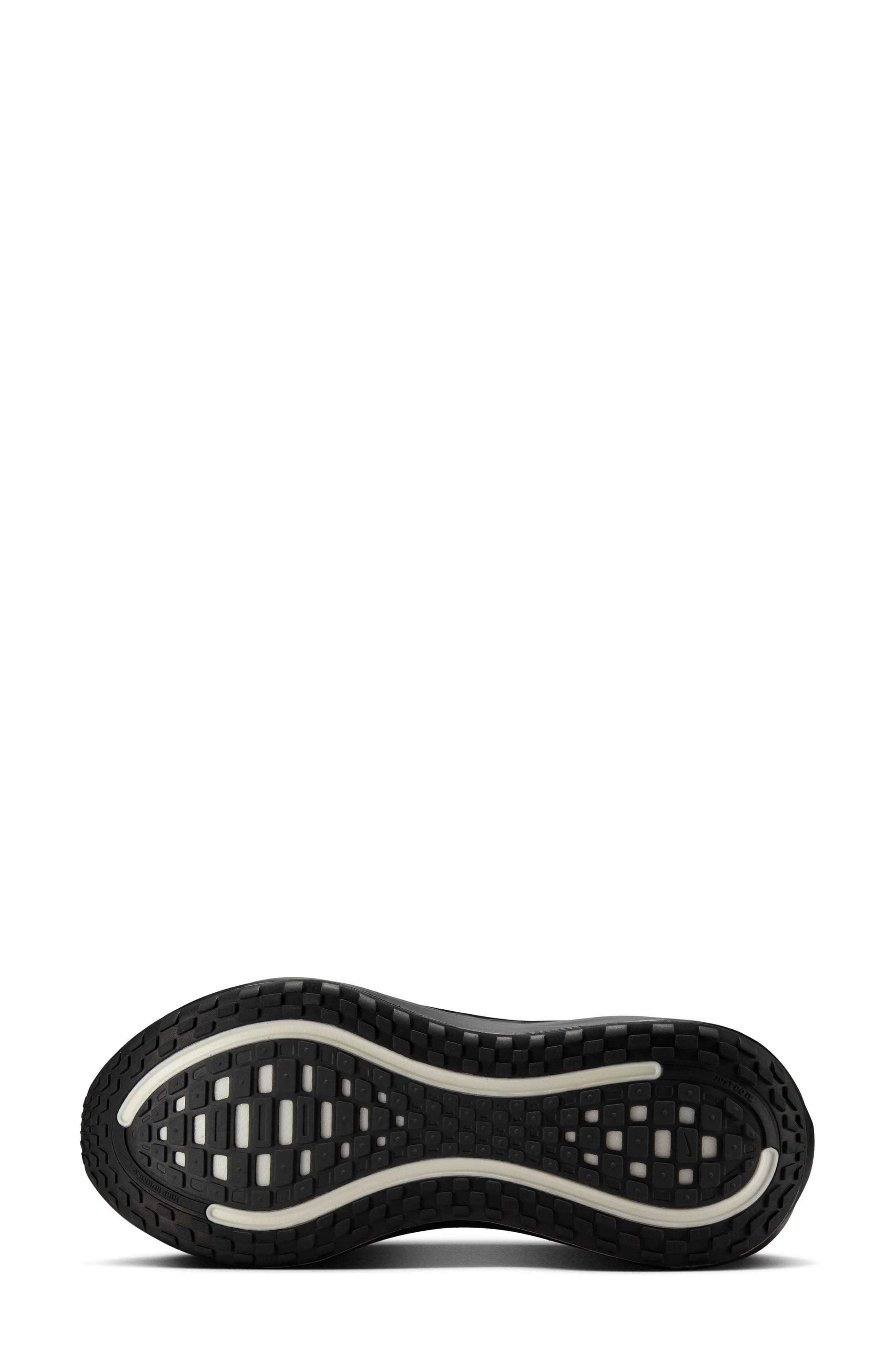 Nike Vomero Plus Running Shoe in 001 Black/dkskgy at Nordstrom - 4