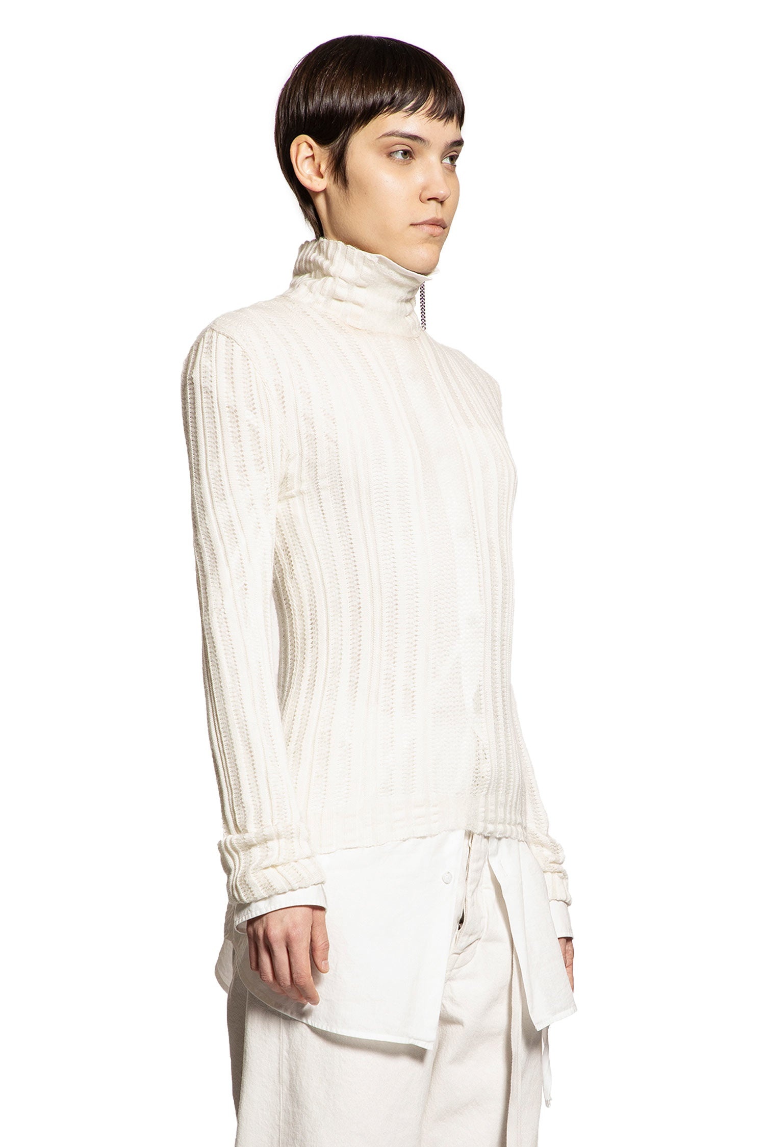 Aamu-Irregular-Rib-Turtleneck-Sweater - 2