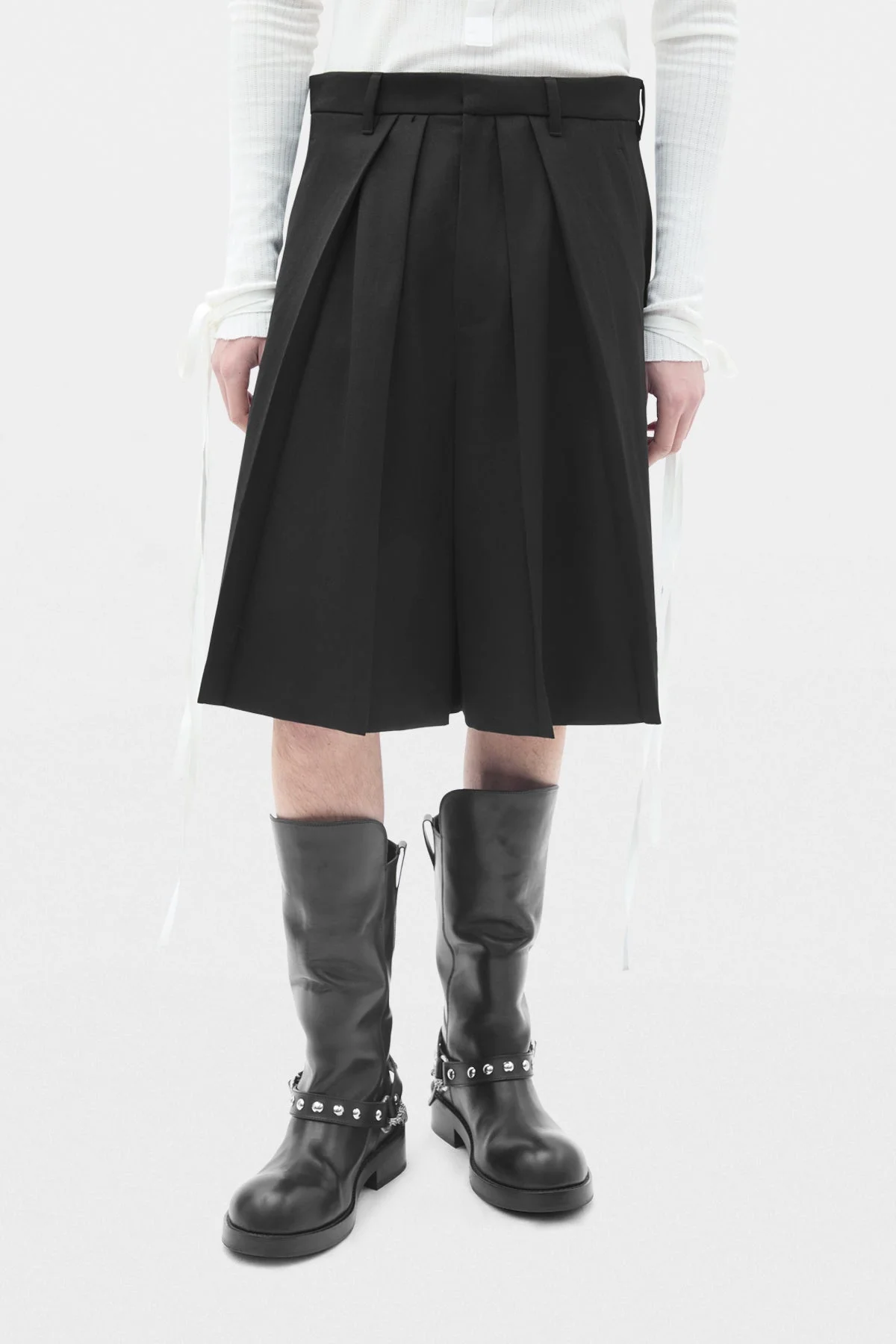 Charley Wide Leg Shorts With Front Pleats - 1