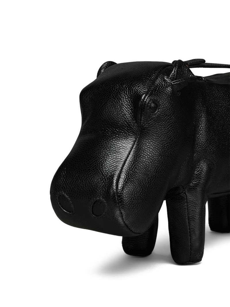 Hippo-motif shoulder bag 5