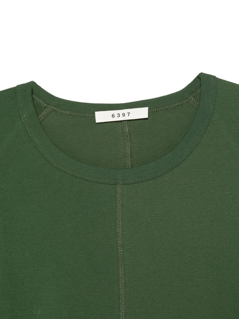 seam-detail T-shirt 3