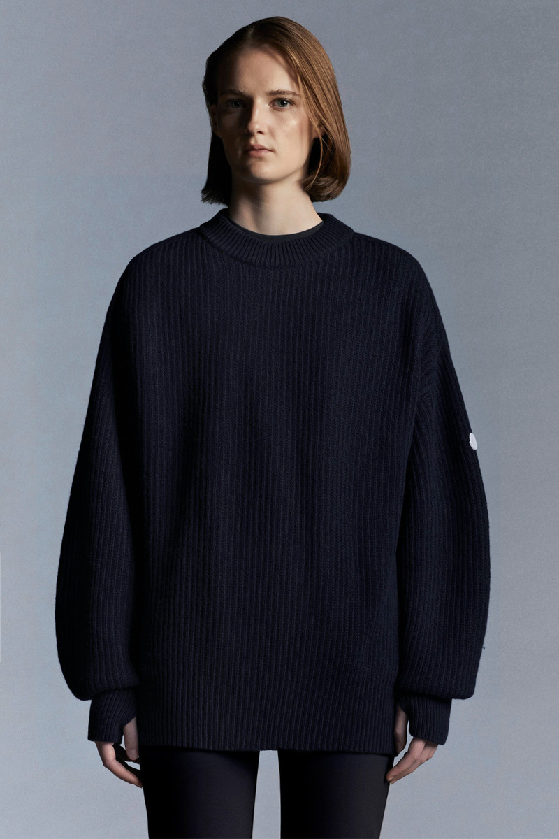 Moncler Cashmere Sweater outlook