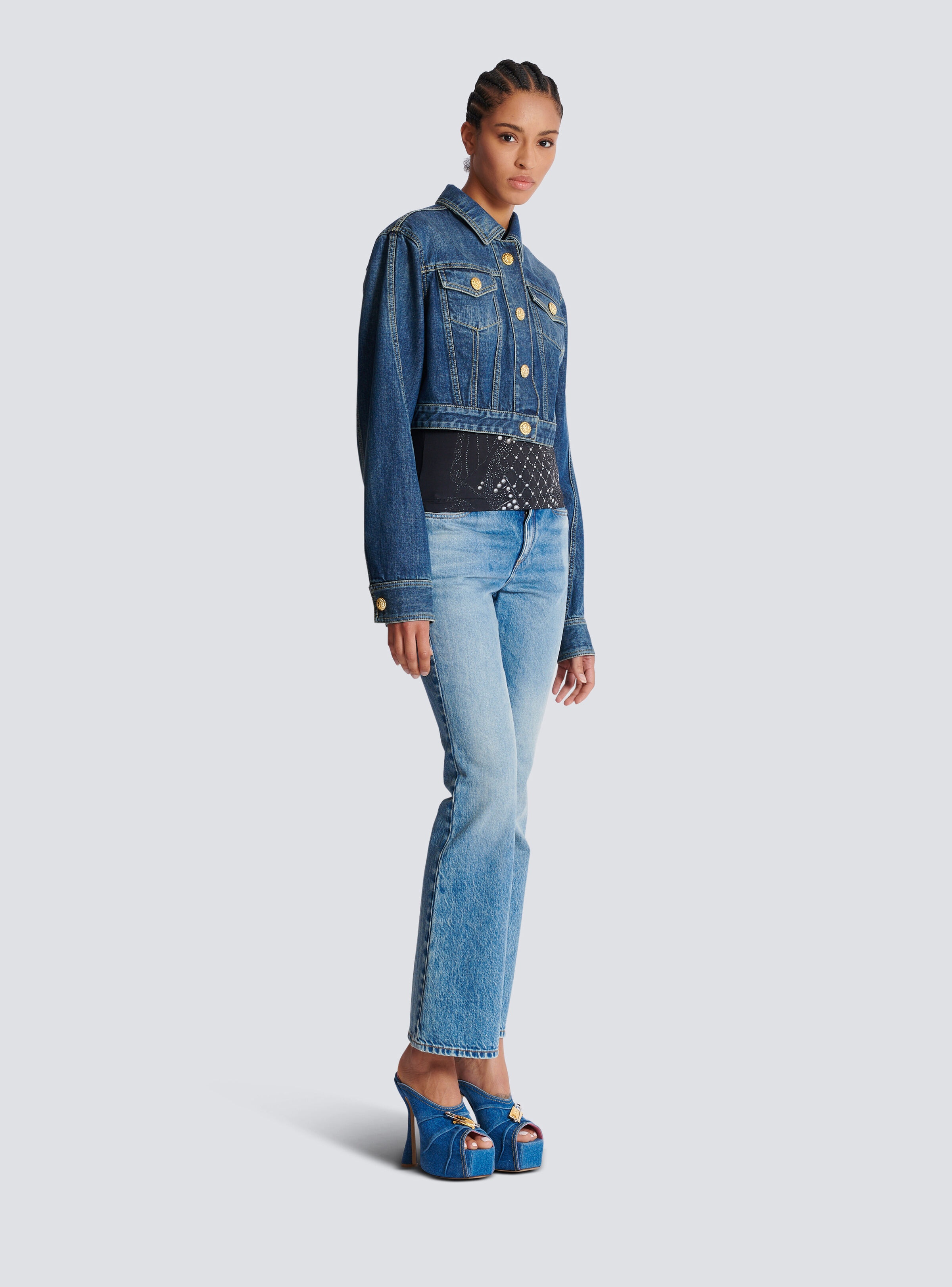 Cropped faded denim jacket - 3