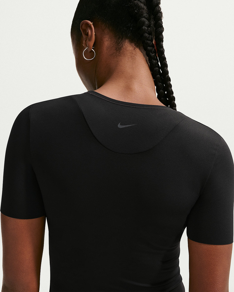 Nike Nike Zenvy Women's Dri-FIT Short-Sleeve Top outlook