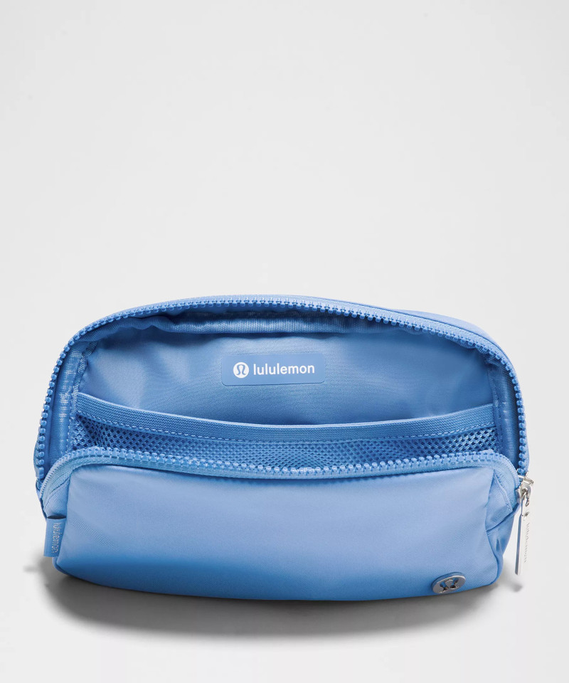 Everywhere Belt Bag with Long Strap 1L 5