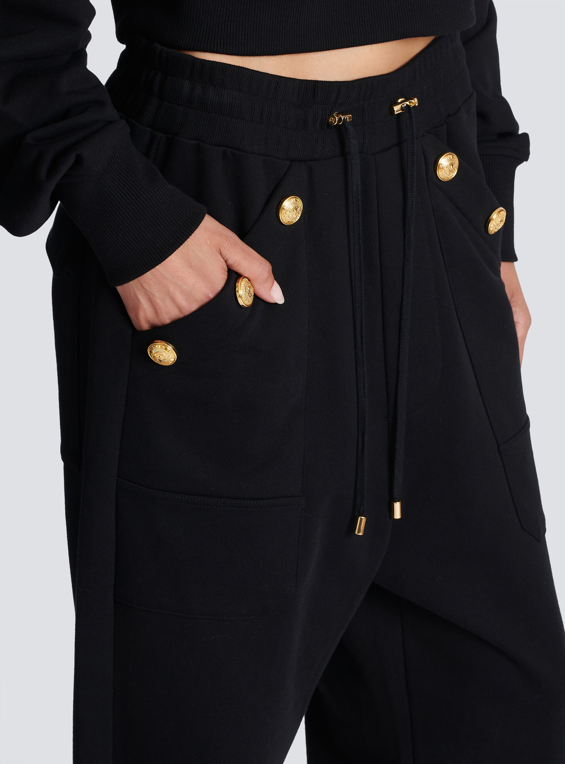 Loose-fitting jogging bottoms made from eco-responsible cotton - 6