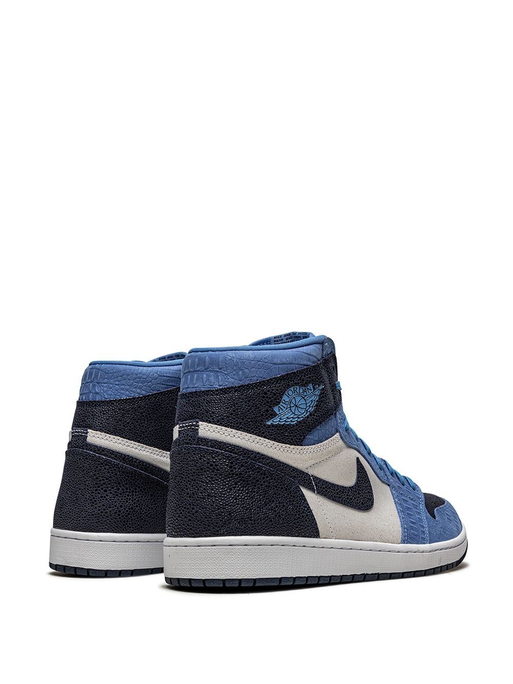 Air Jordan 1 Retro High OG ‘UNC’ sneakers - 3