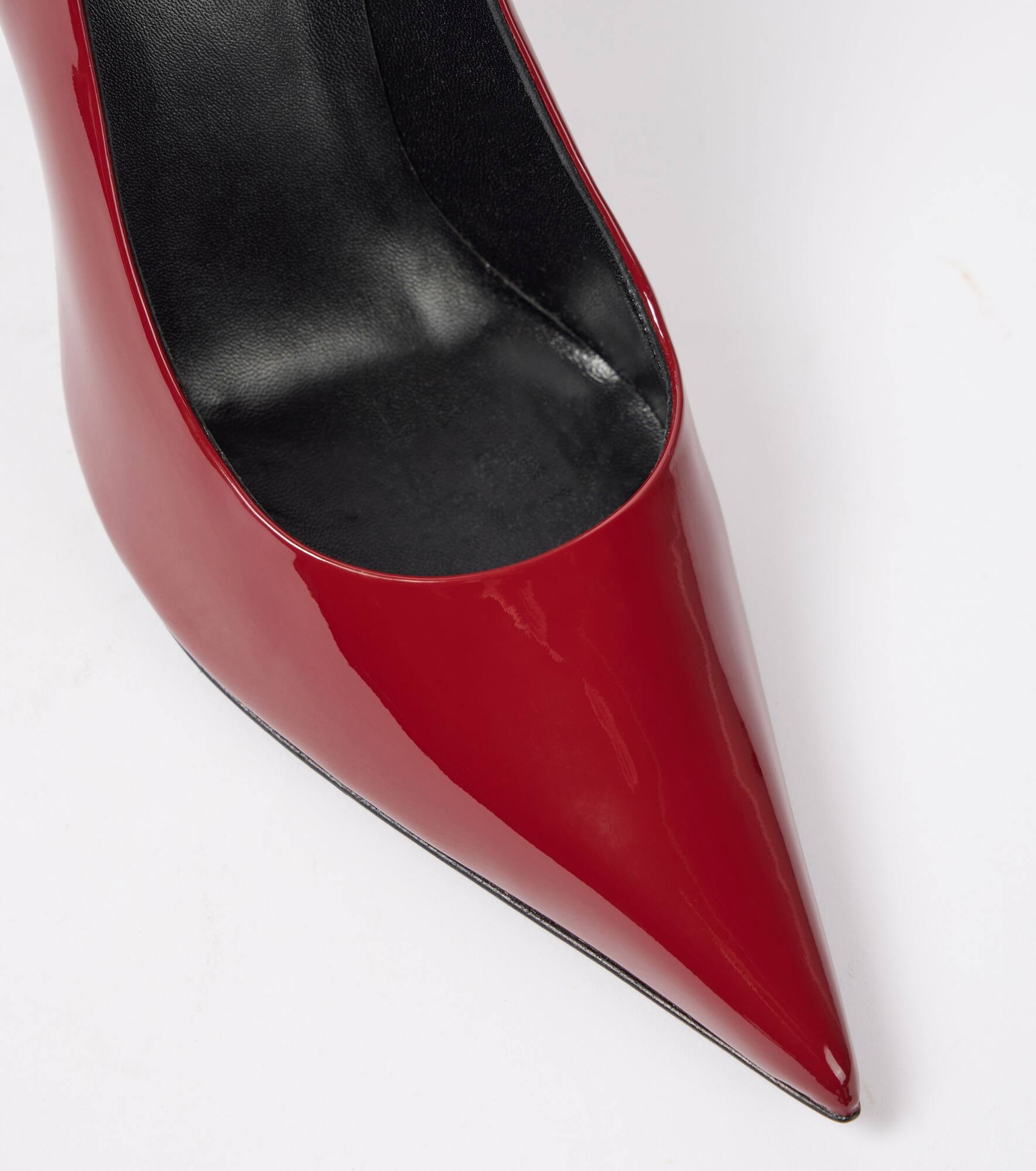 Floral-appliqué patent leather pumps - 5