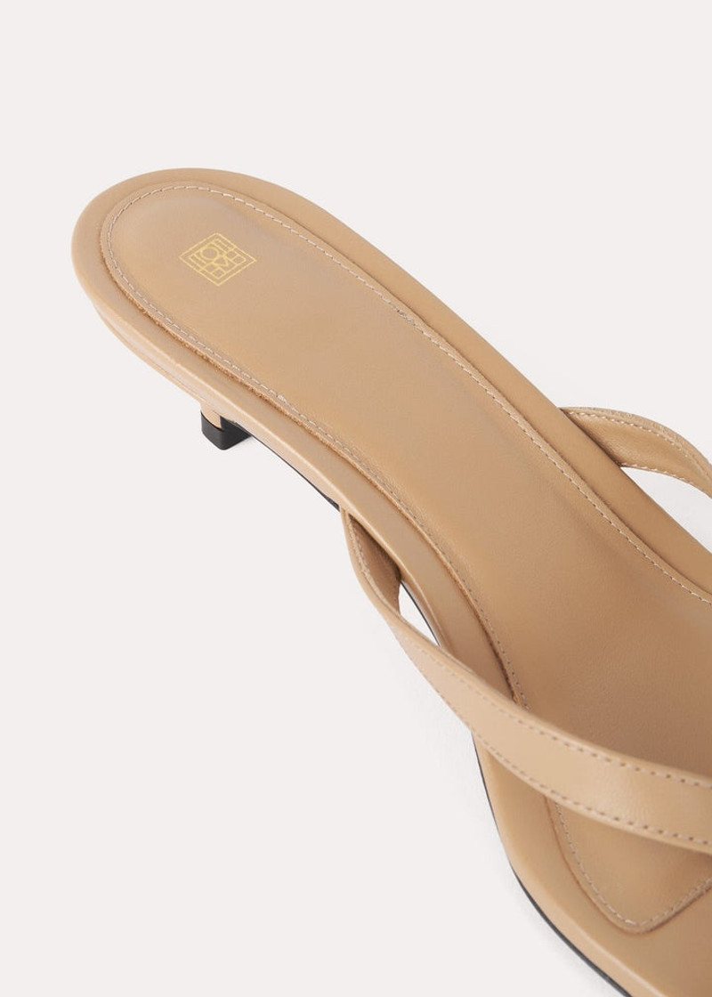 The flip-flop heel sand dune 6