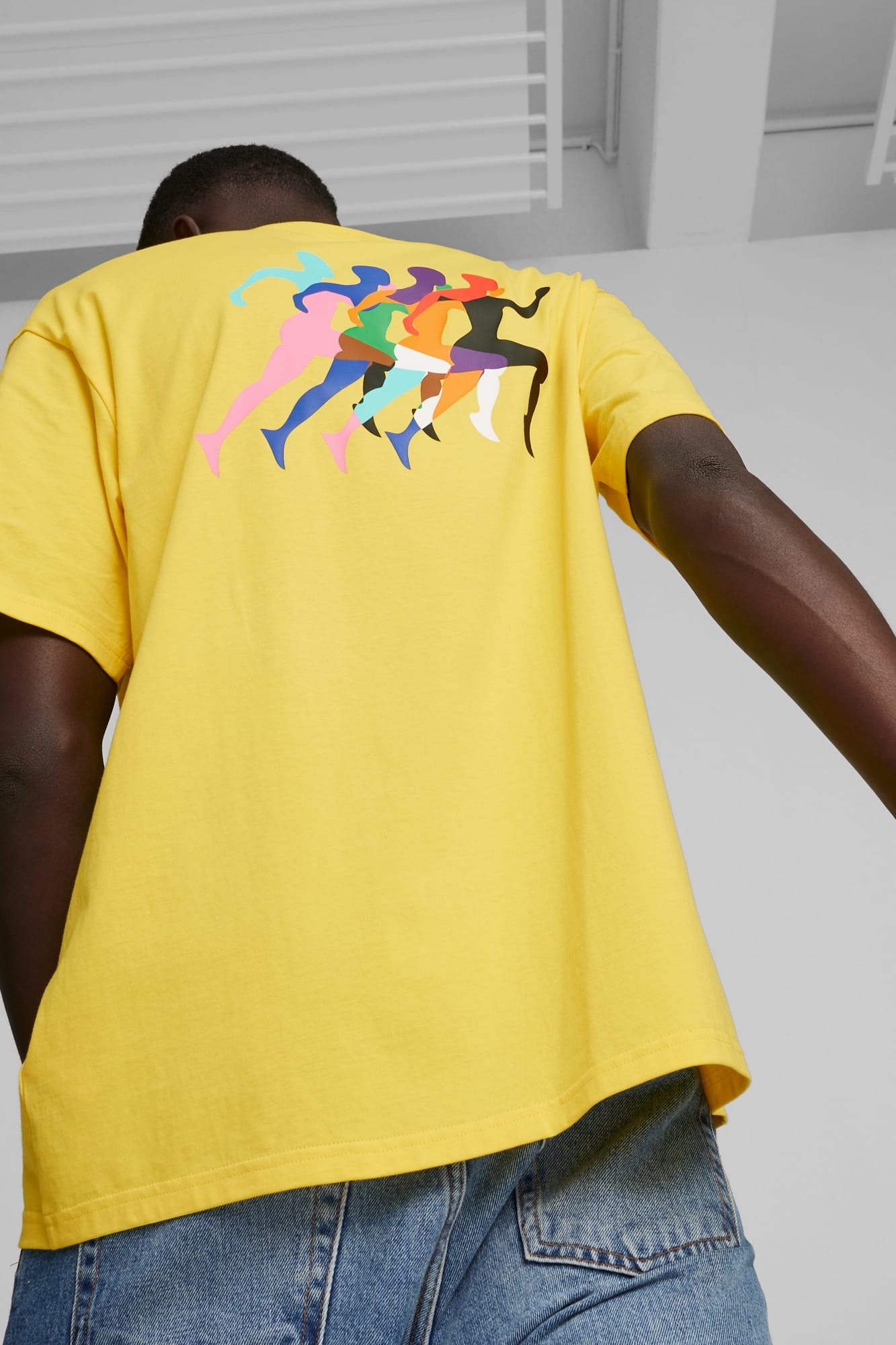 LOVE MARATHON Graphic Tee - 7