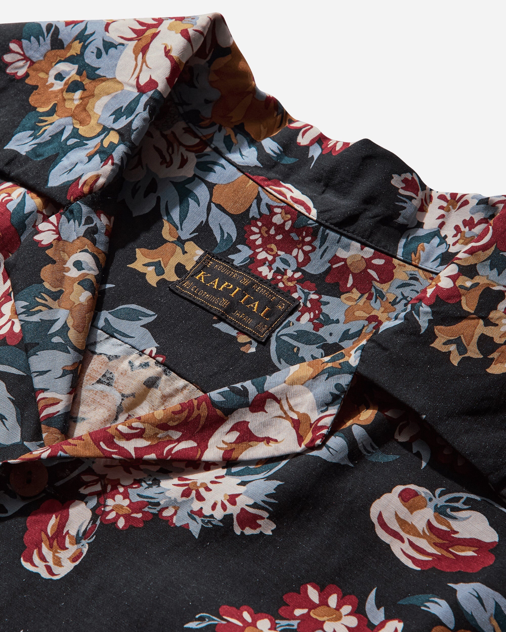 Men's Silk Rayon Champetre Maria Wrangle Collar Aloha Shirt Black - 3
