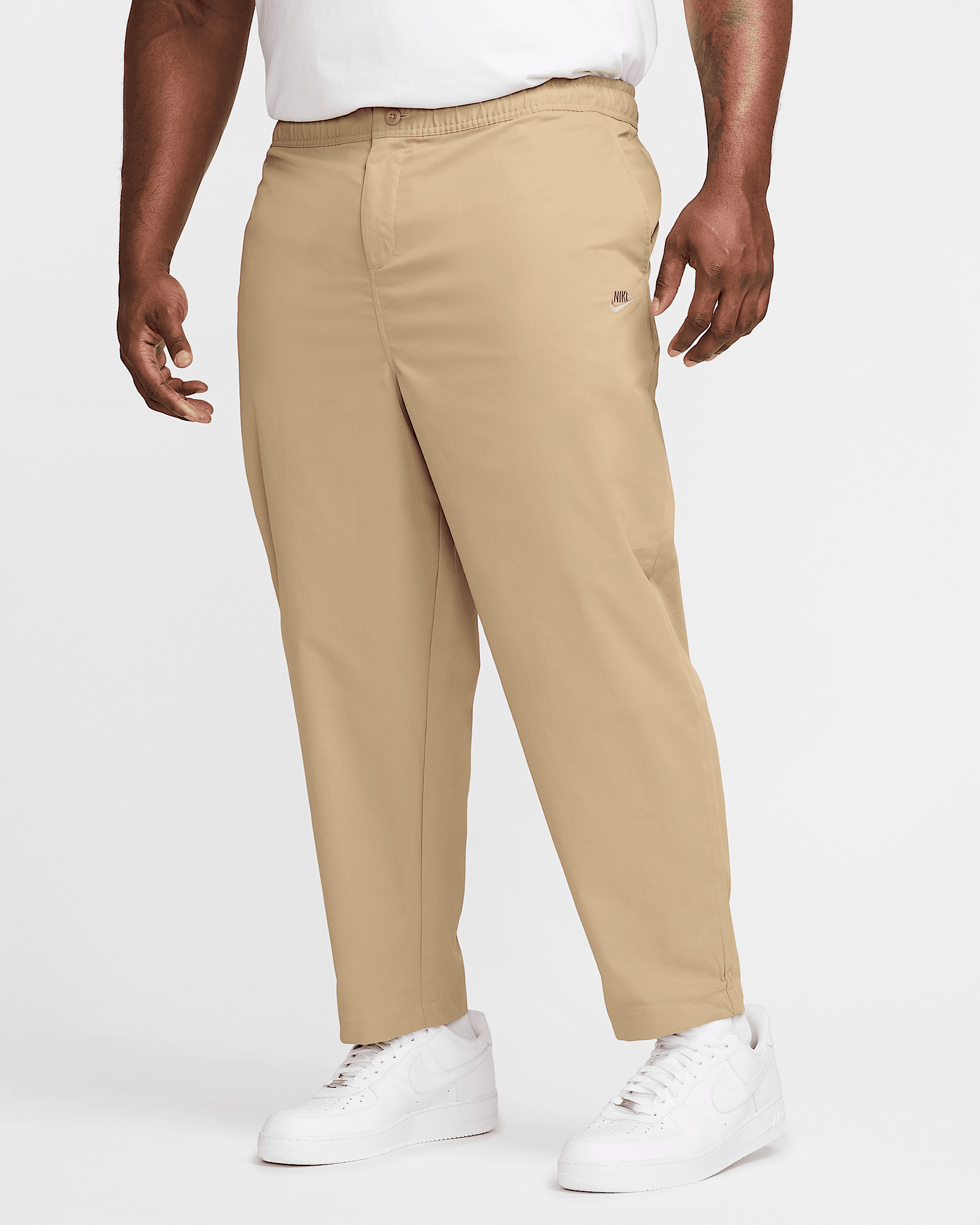 Nike Club Men's Woven Tapered Pants - 7