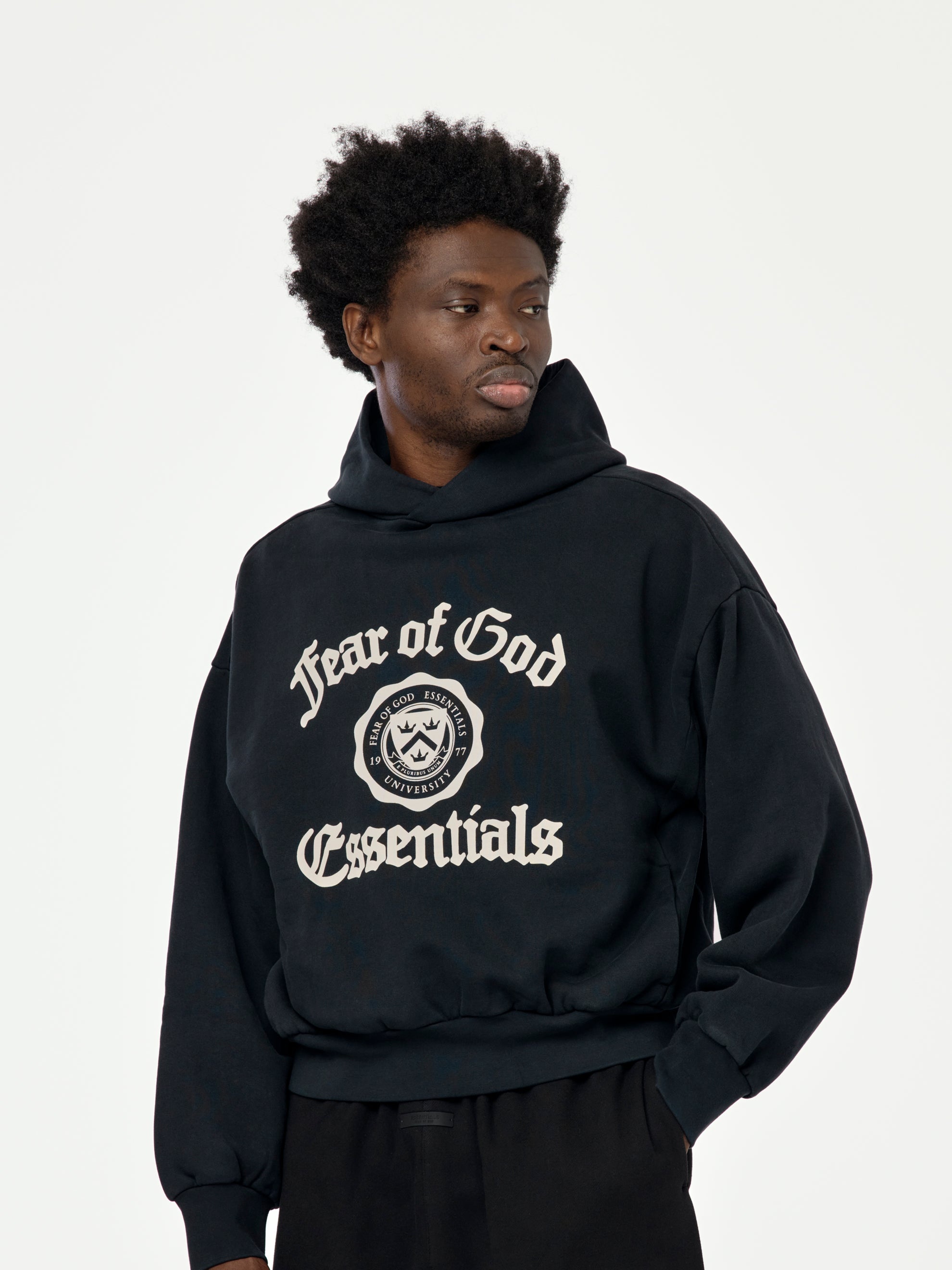 国内発送☆FEAR OF GOD☆HEAVY FLEECE VINTAGE SHRUNKEN HOODIE Fear of God Essentials Heavy Fleece Vintage Shrunken Hoodie