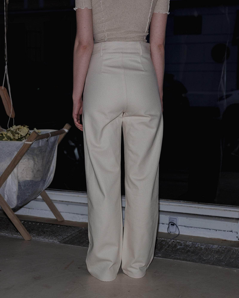 BASERANGE Navalo Pants - Organic Cotton Canvas outlook