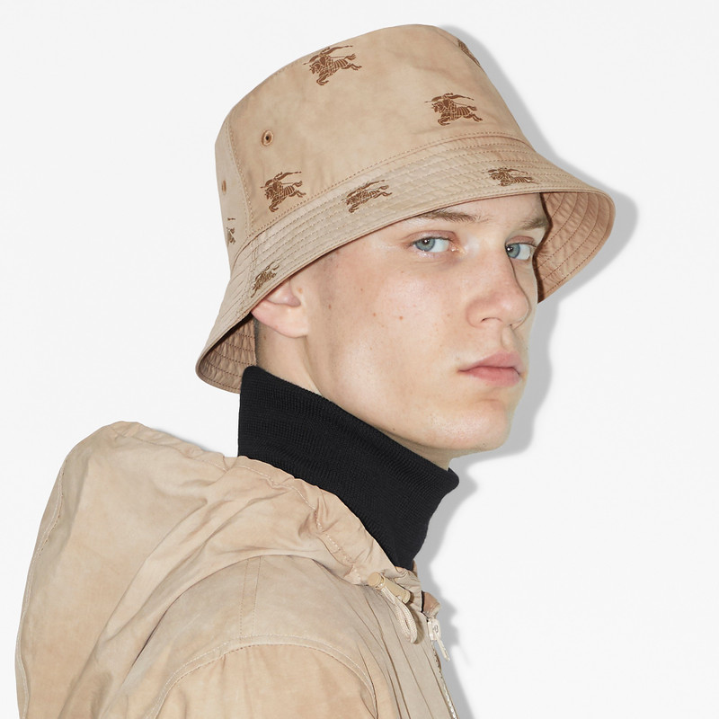 Burberry EKD Technical Cotton Bucket Hat outlook