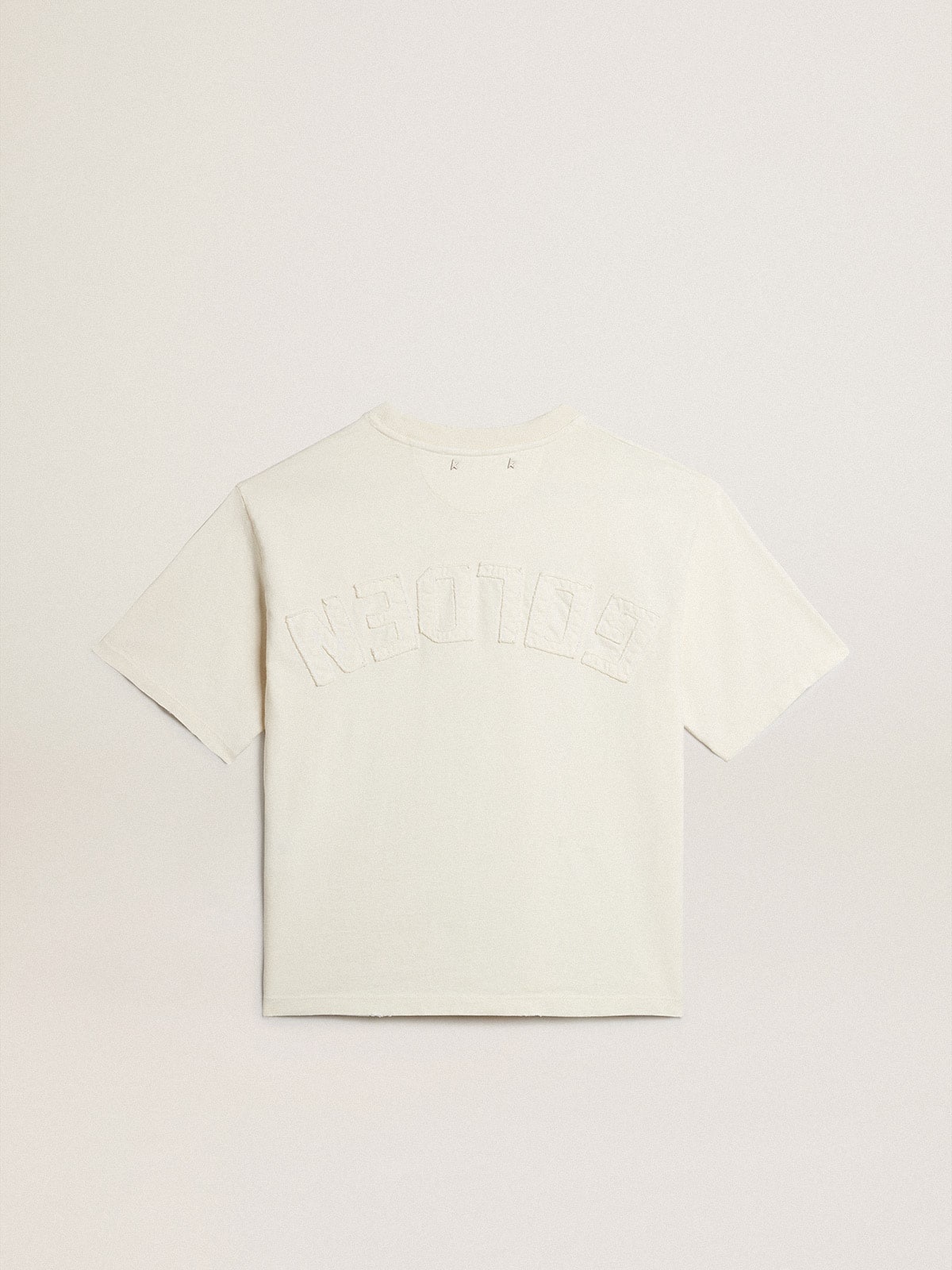 T-shirt in aged white with reverse logo on the back - Boxy fit - 5