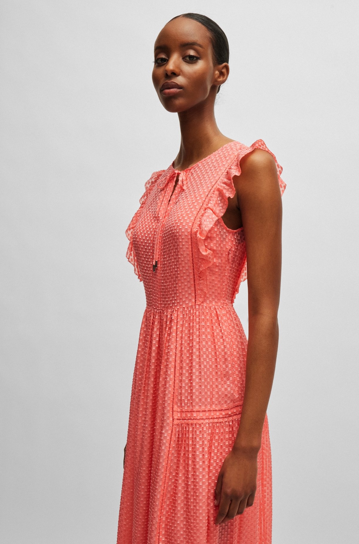TIE-NECKLINE SLEEVELESS DRESS WITH FRILL TRIMS - 5