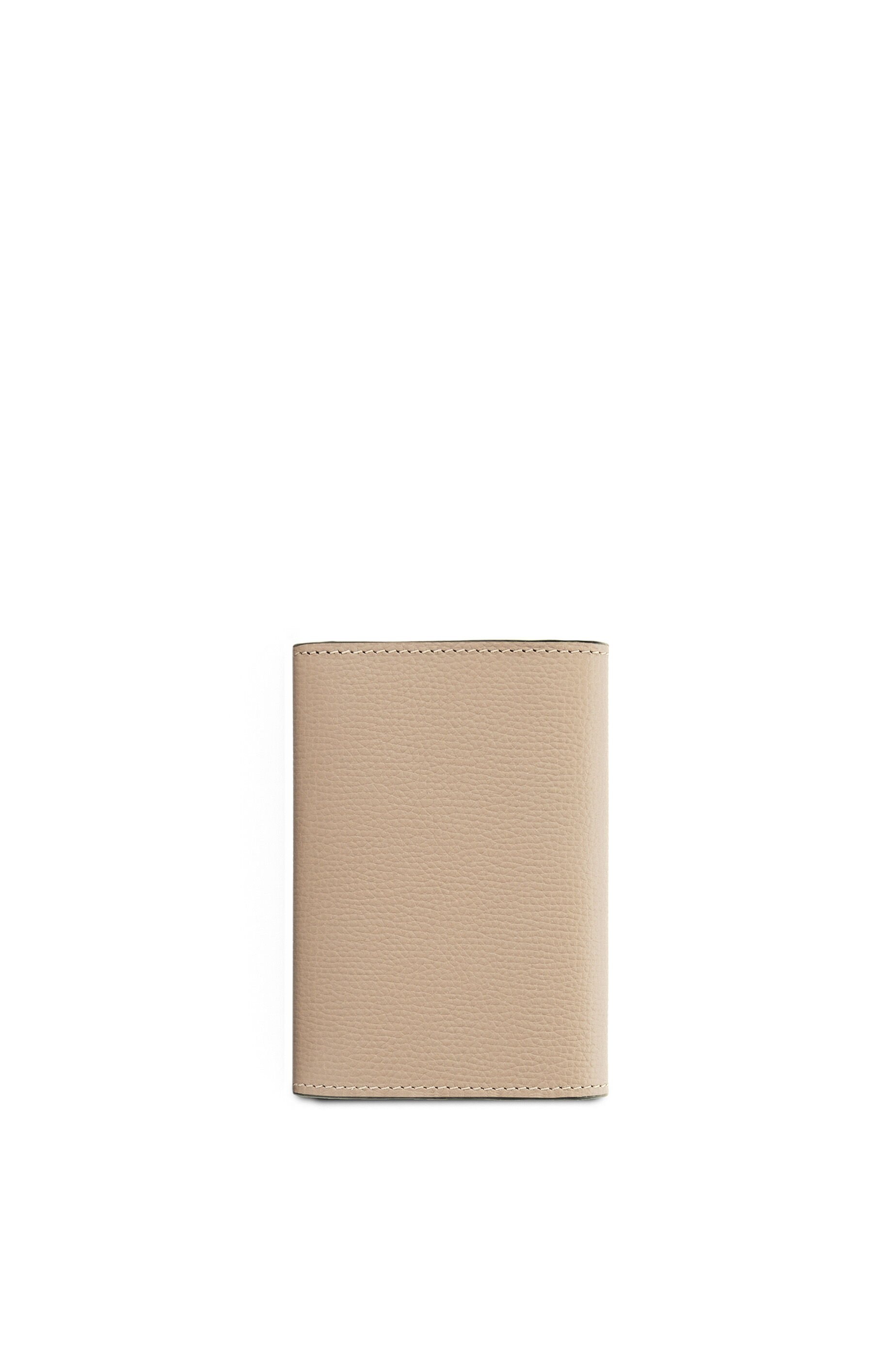 Anagram small vertical wallet in pebble grain calfskin - 4
