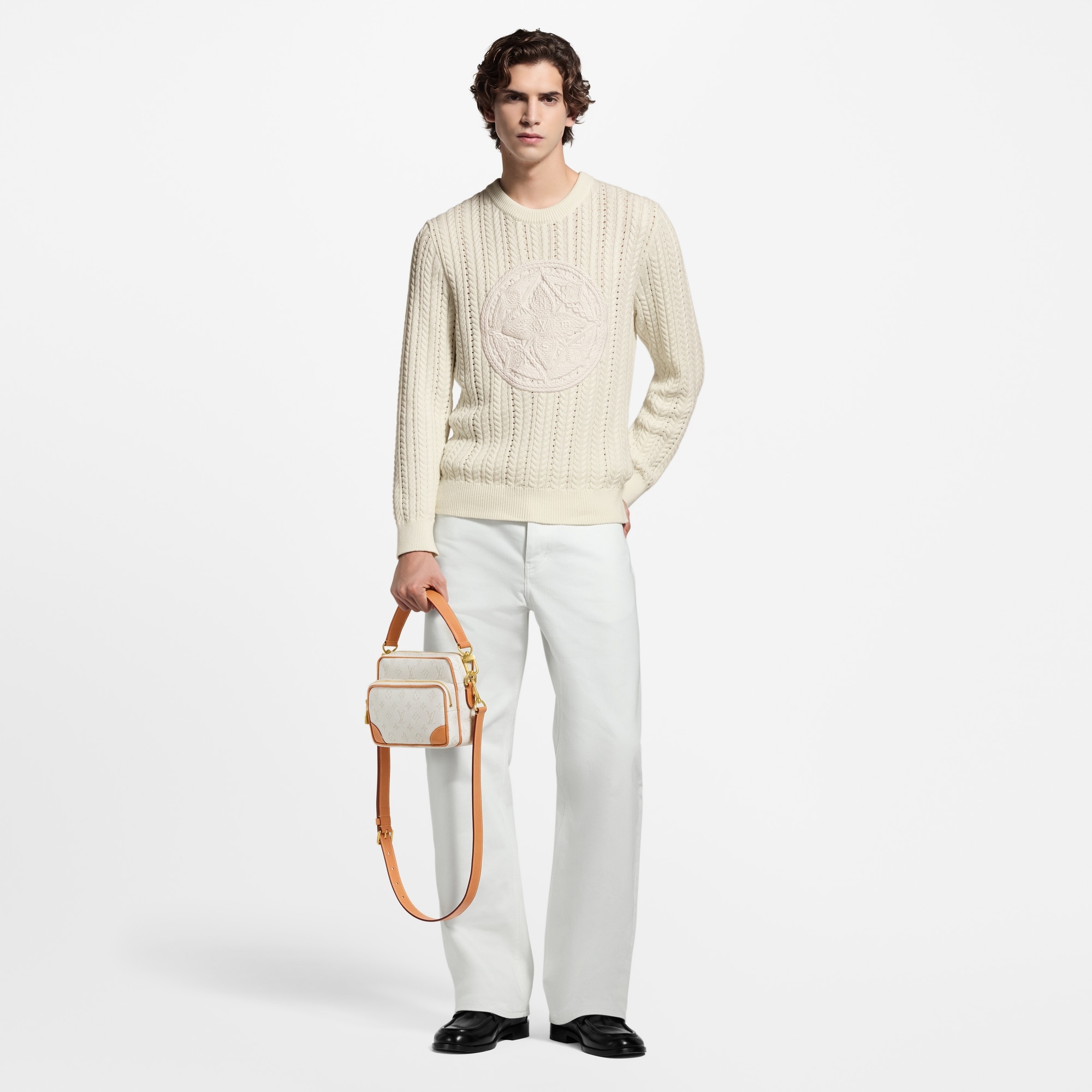 Long-Sleeved Cable-Knit Crewneck - 4