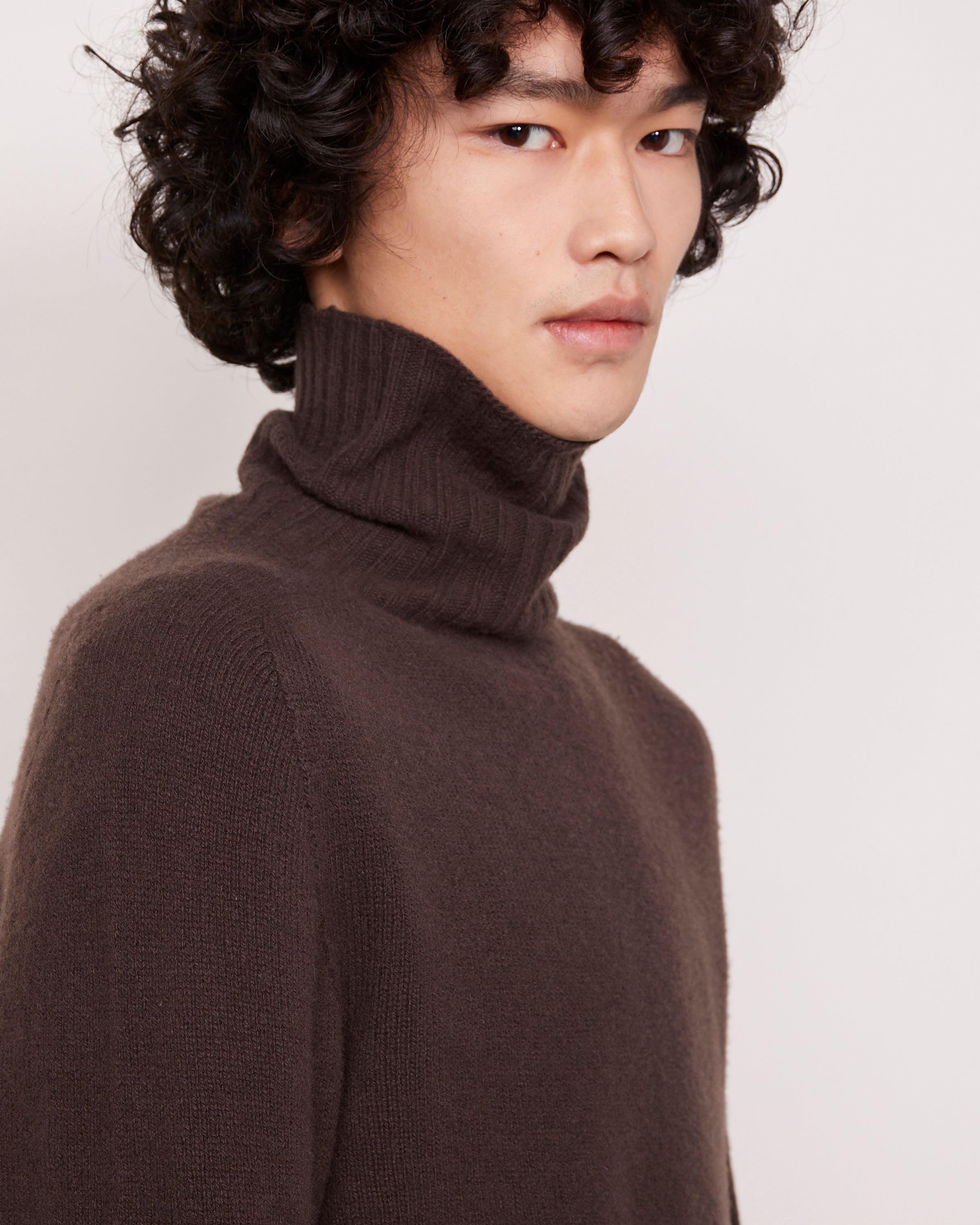 SEAMLESS SWEATER - 4