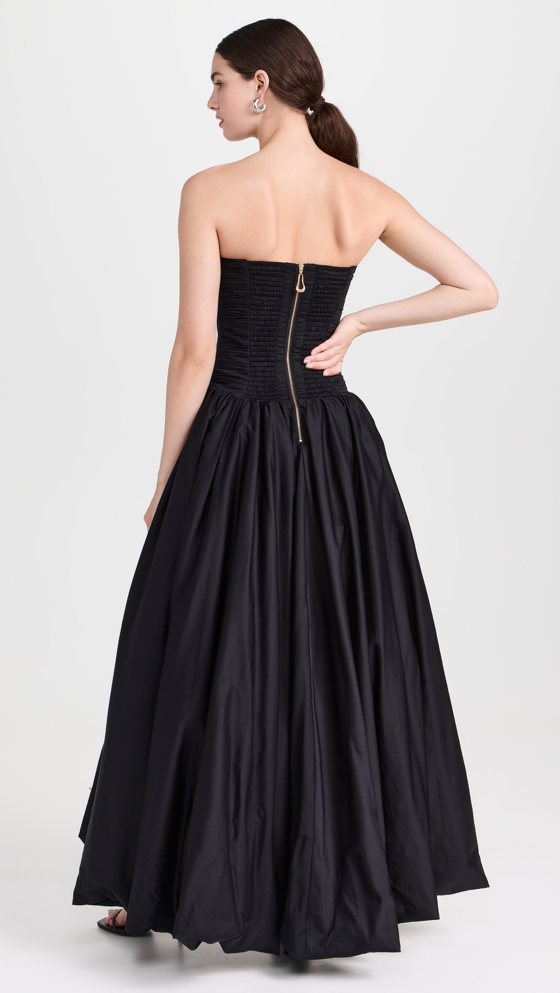 【Aje】Spatial Maxi Dress/マキシ/ドレープ/アシンメトリー Aje. Spatial Maxi Dress | shopbop | REVERSIBLE