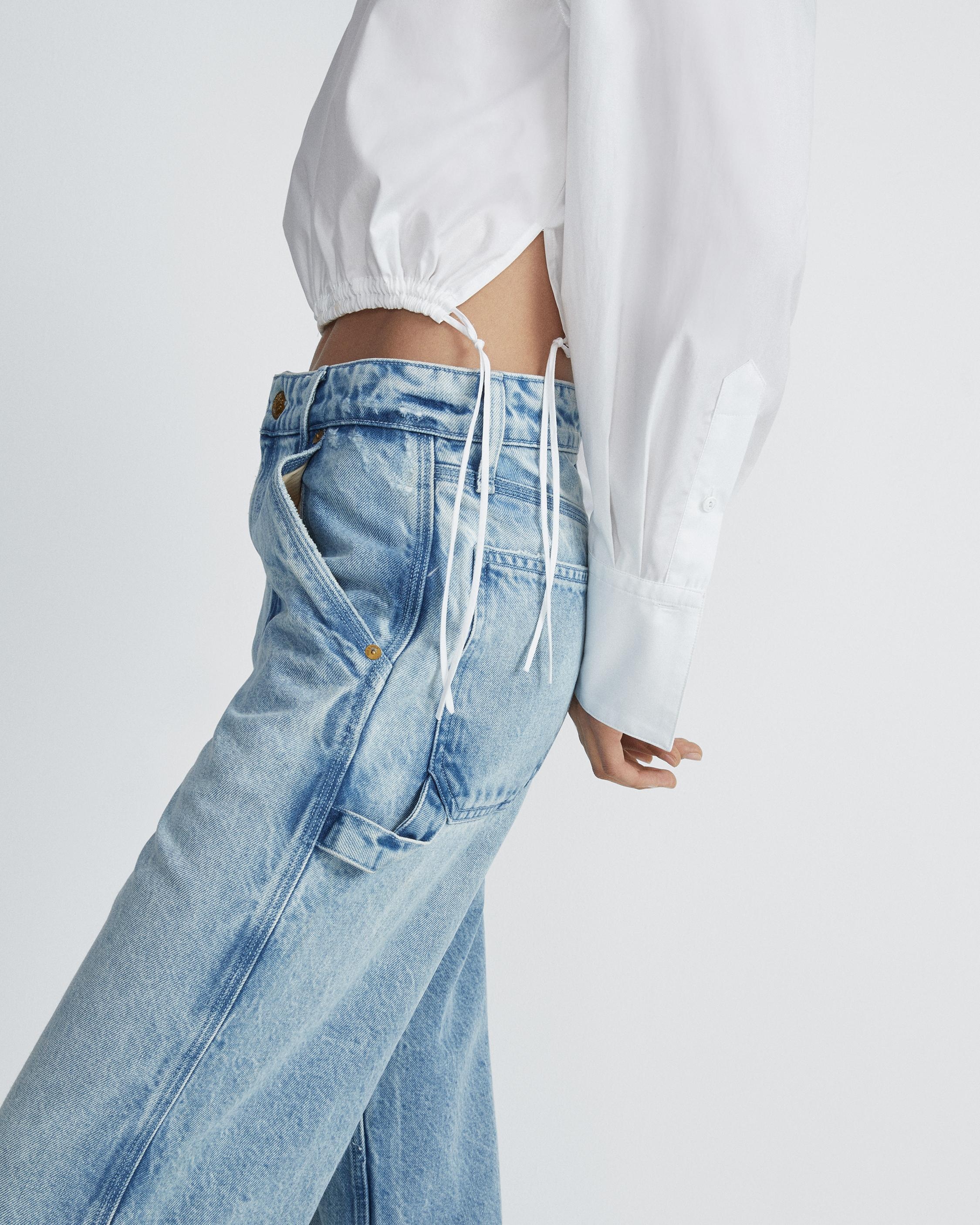 Sid Carpenter - Kona
Mid-Rise Rigid Jean - 3