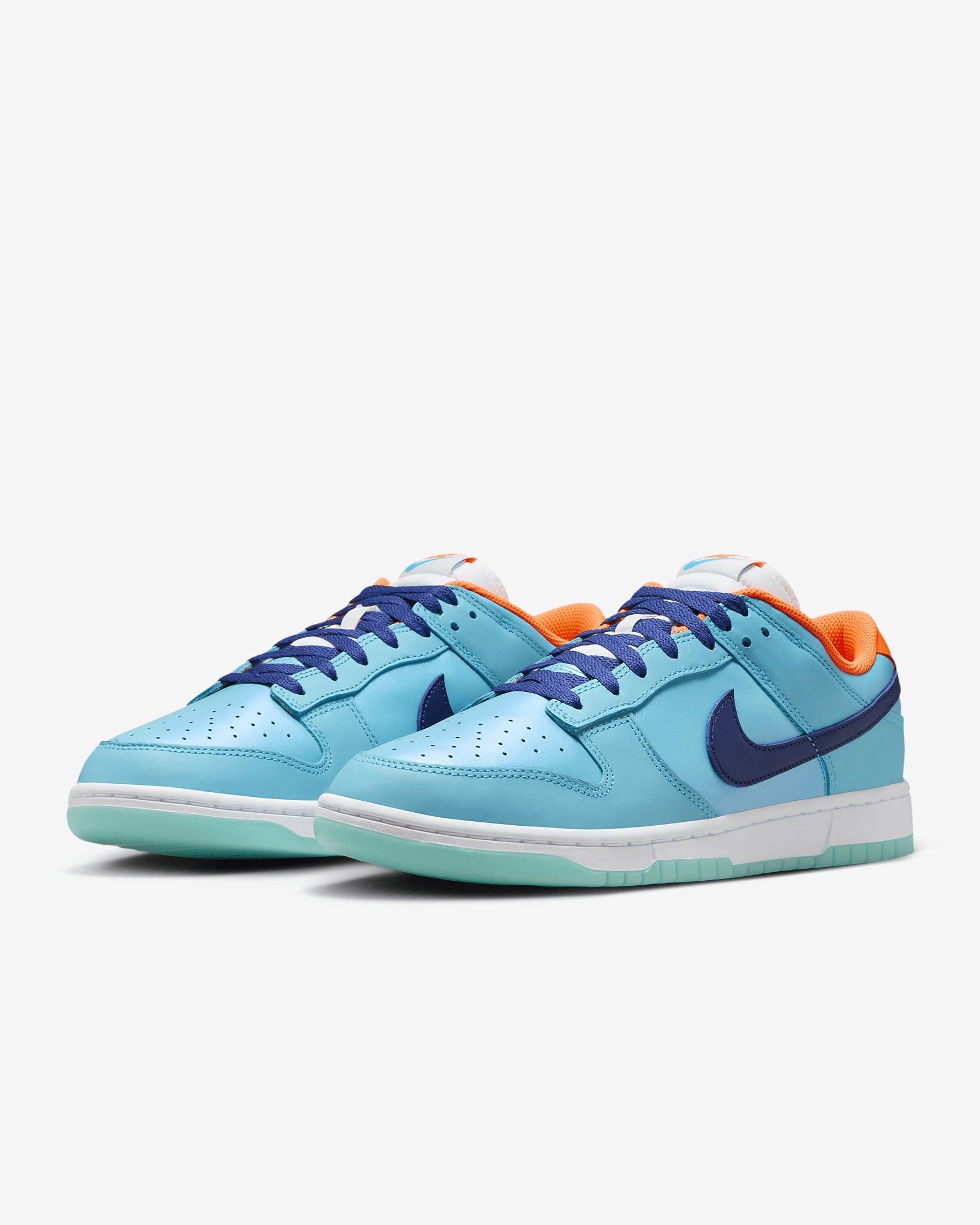 Nike Dunk Low SE Men's Shoes - 5