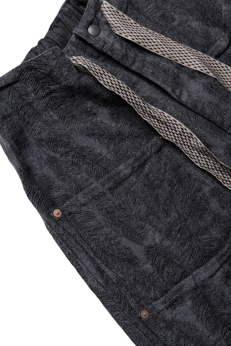12oz MAGPIE Denim W-Knee EASY Shorts - Black x Black 6