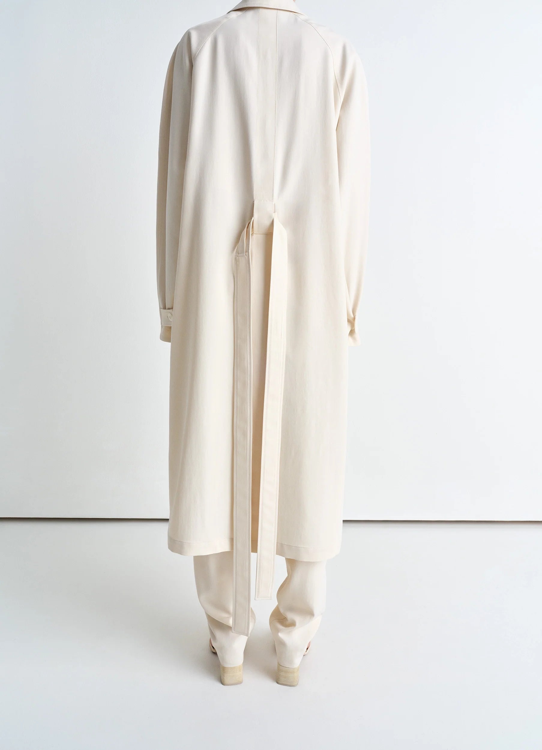 LIGHT SLITTED OVERCOAT - 3