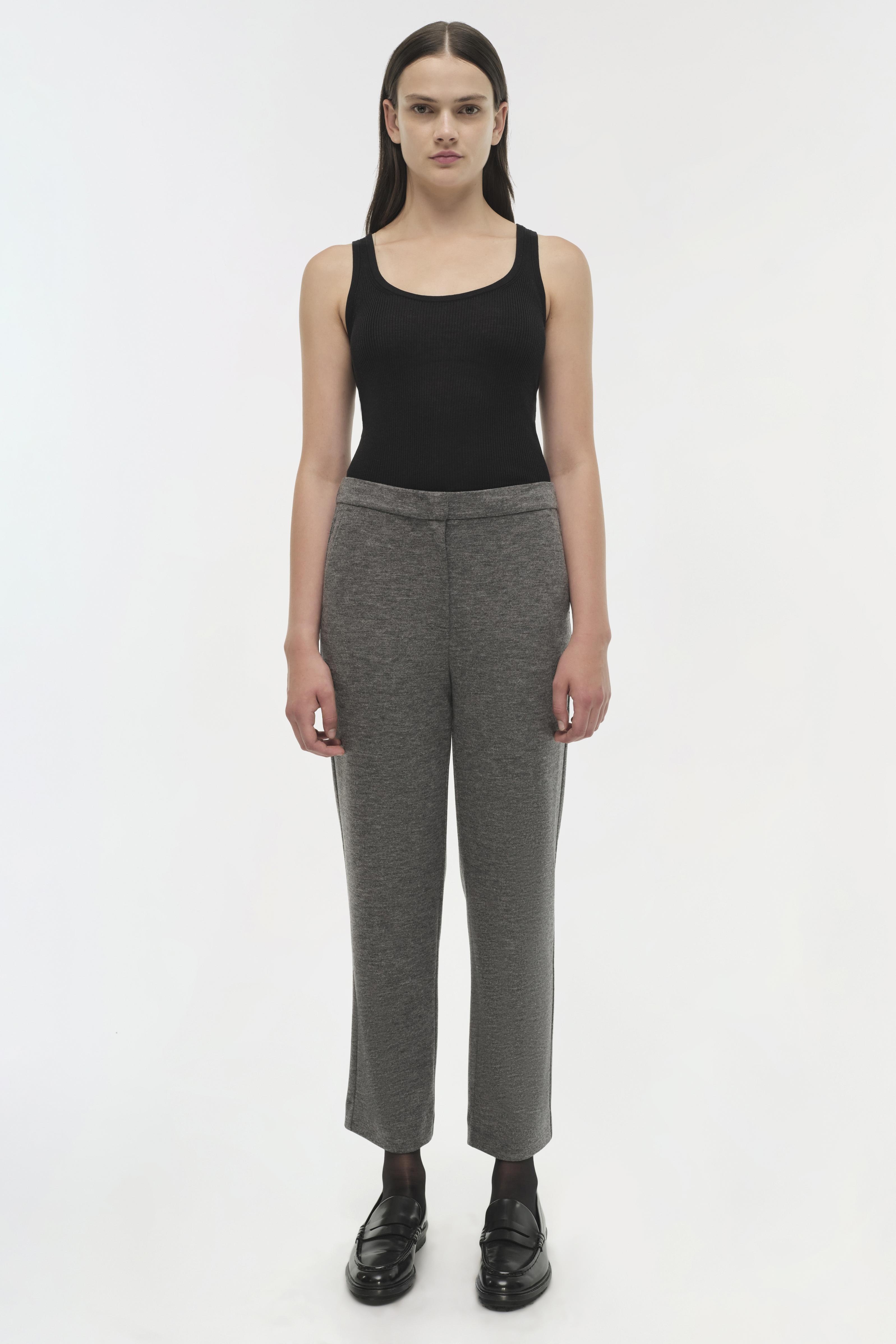 Hayley Pant - 5