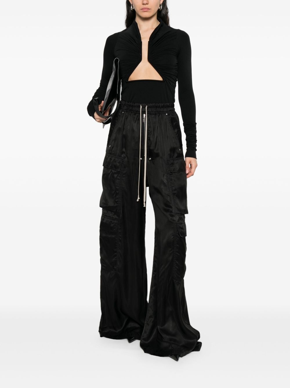 cut out-detail top - 2