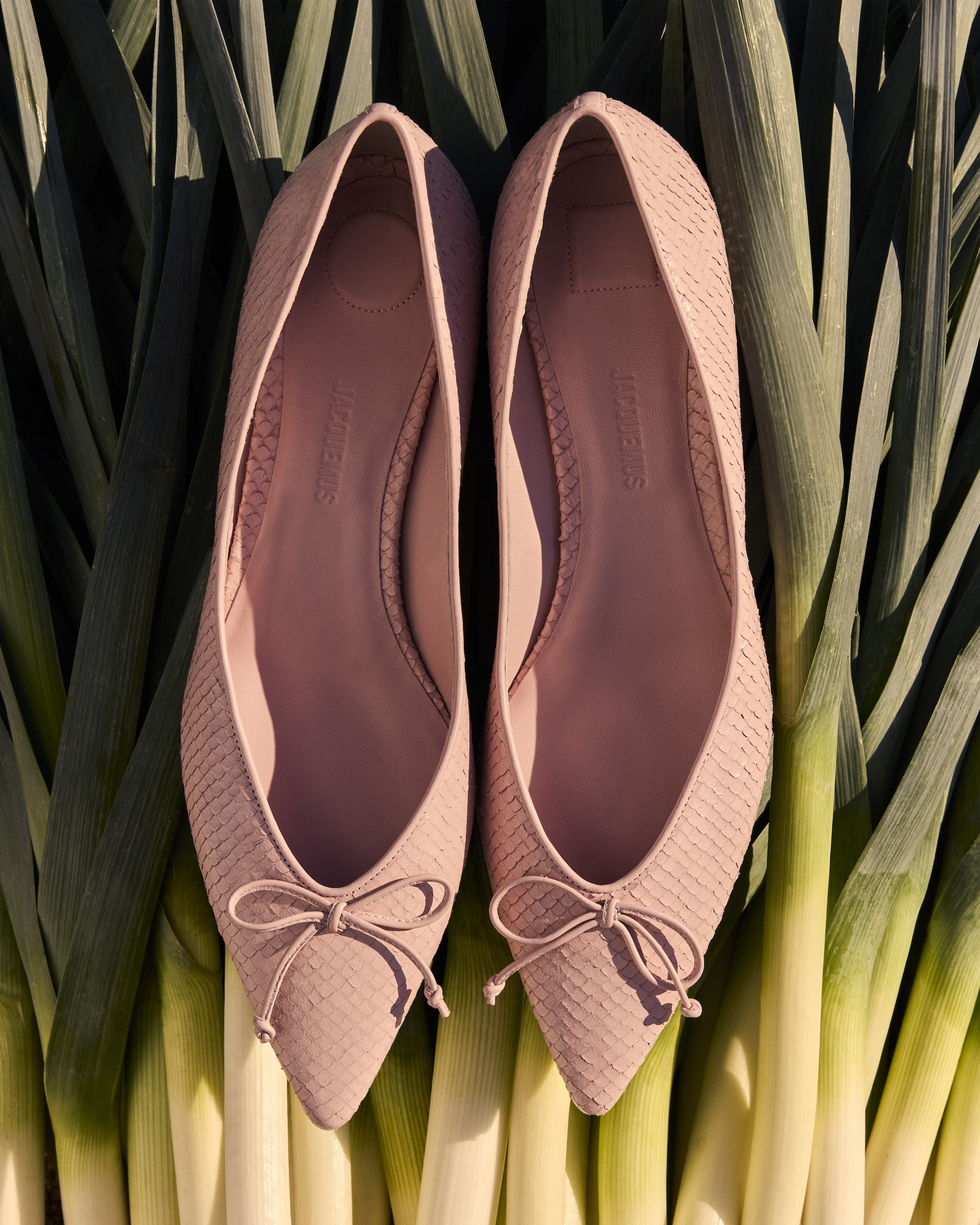 The low Tourni heels - 7