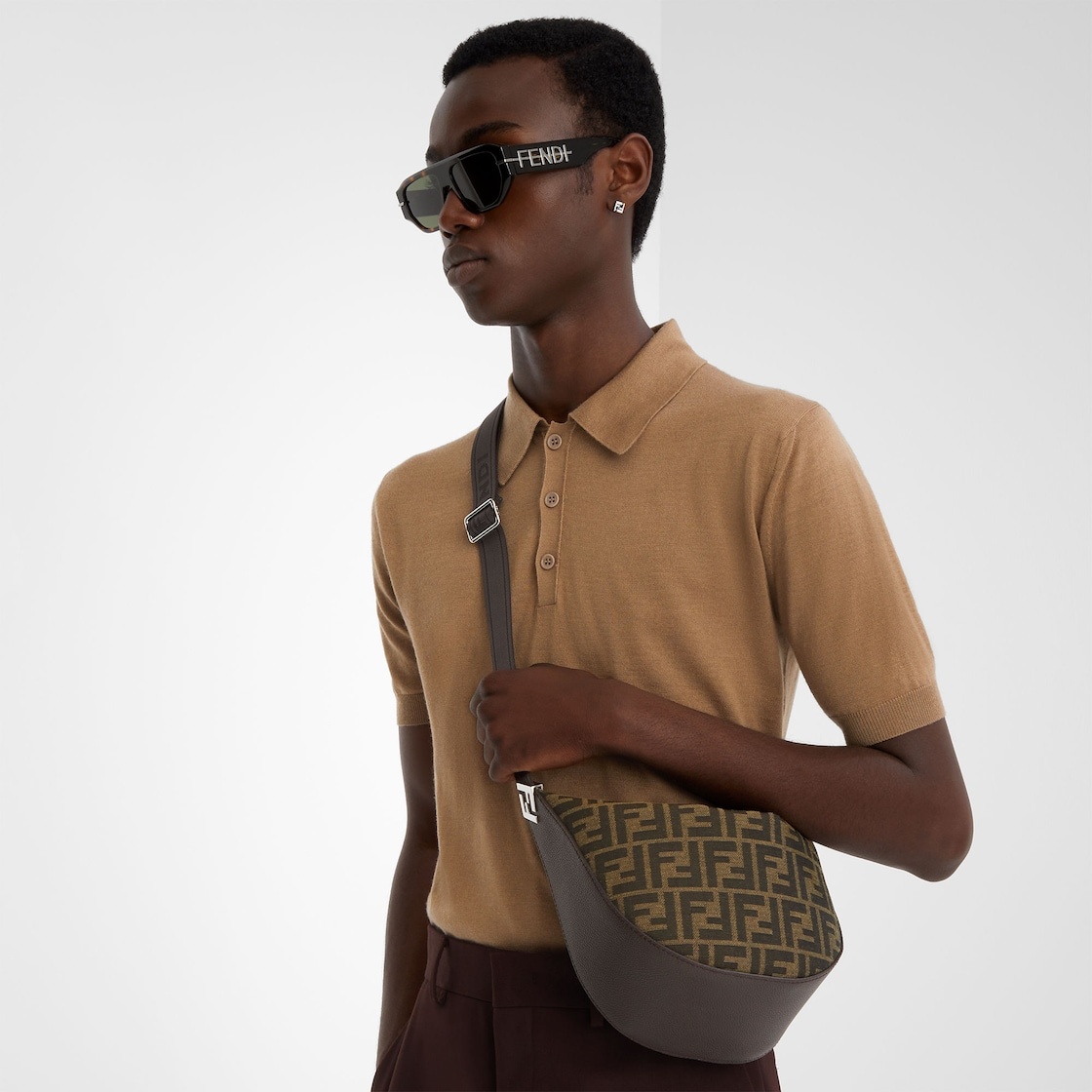 FENDI FF Jacquard Fendi Melon Small | labelsfashion | REVERSIBLE
