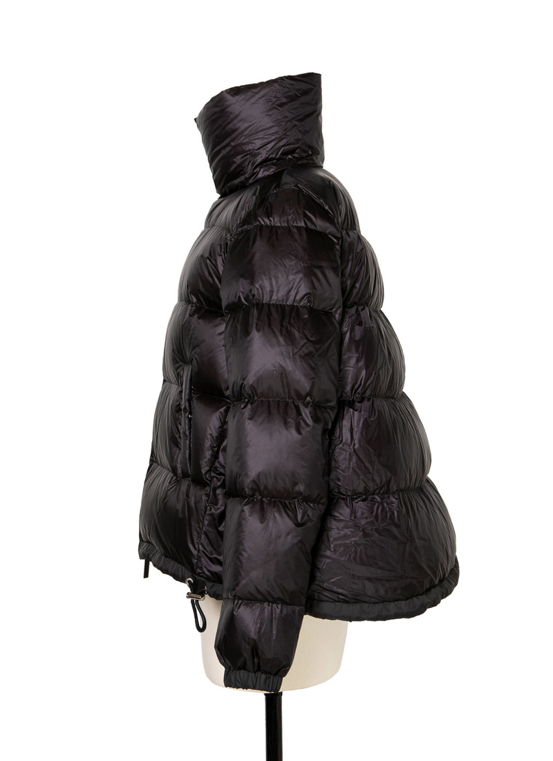 sacai Puffer Jacket outlook
