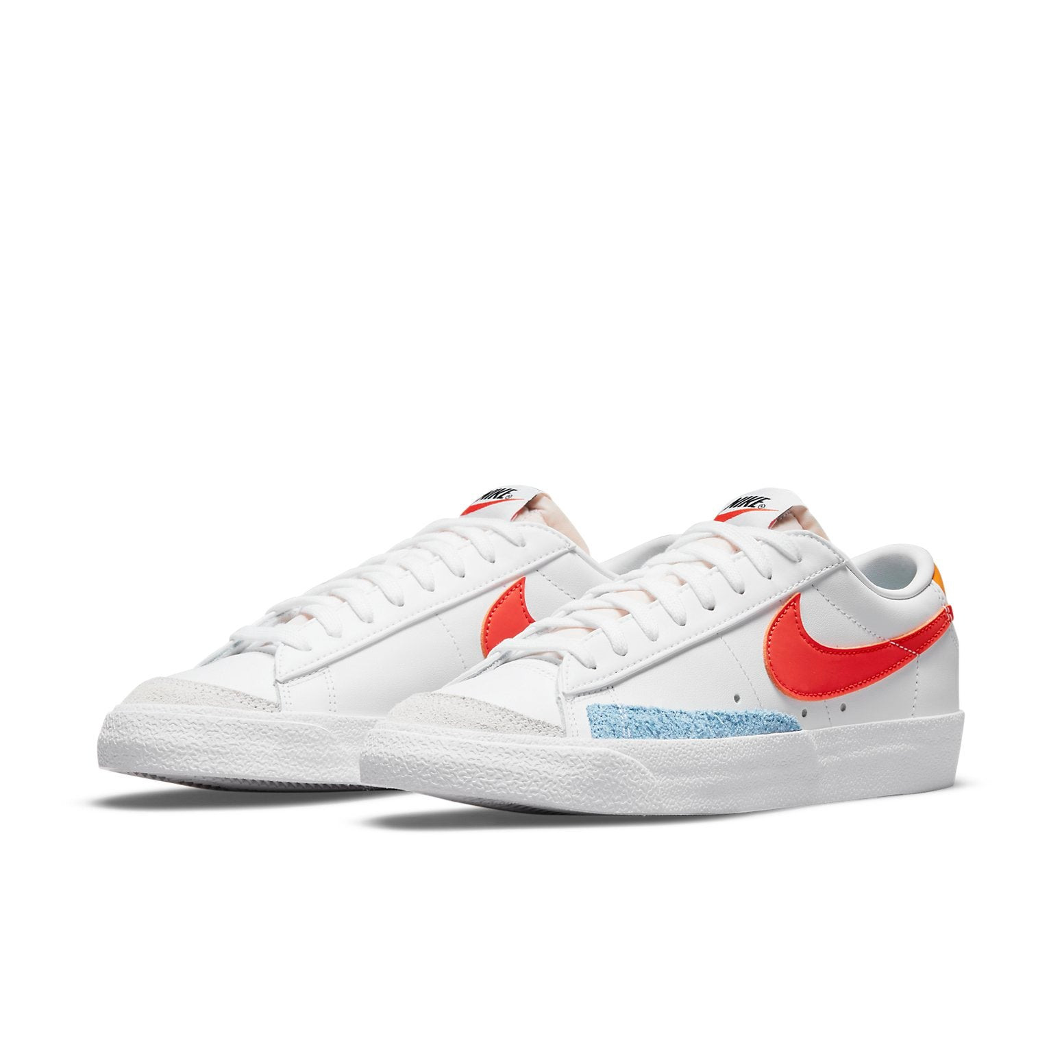 (WMNS) Nike Blazer Low '77 'White Orange' DC4769-105 - 3