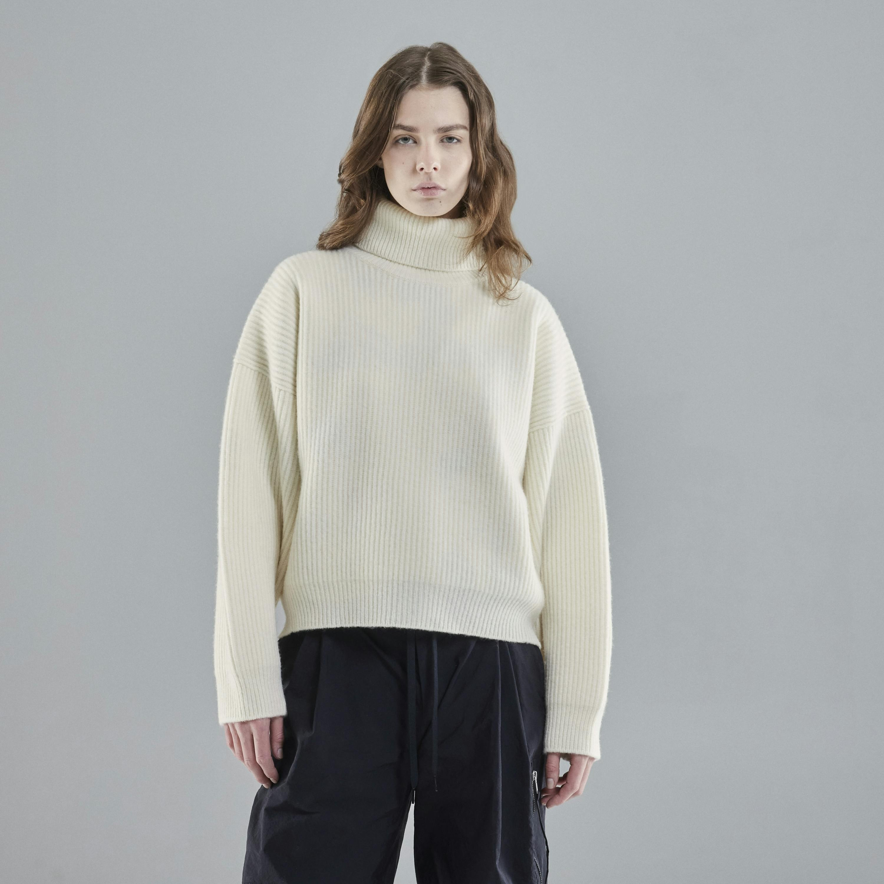 Vonarstræti Wool Sweater (Unisex) - 16
