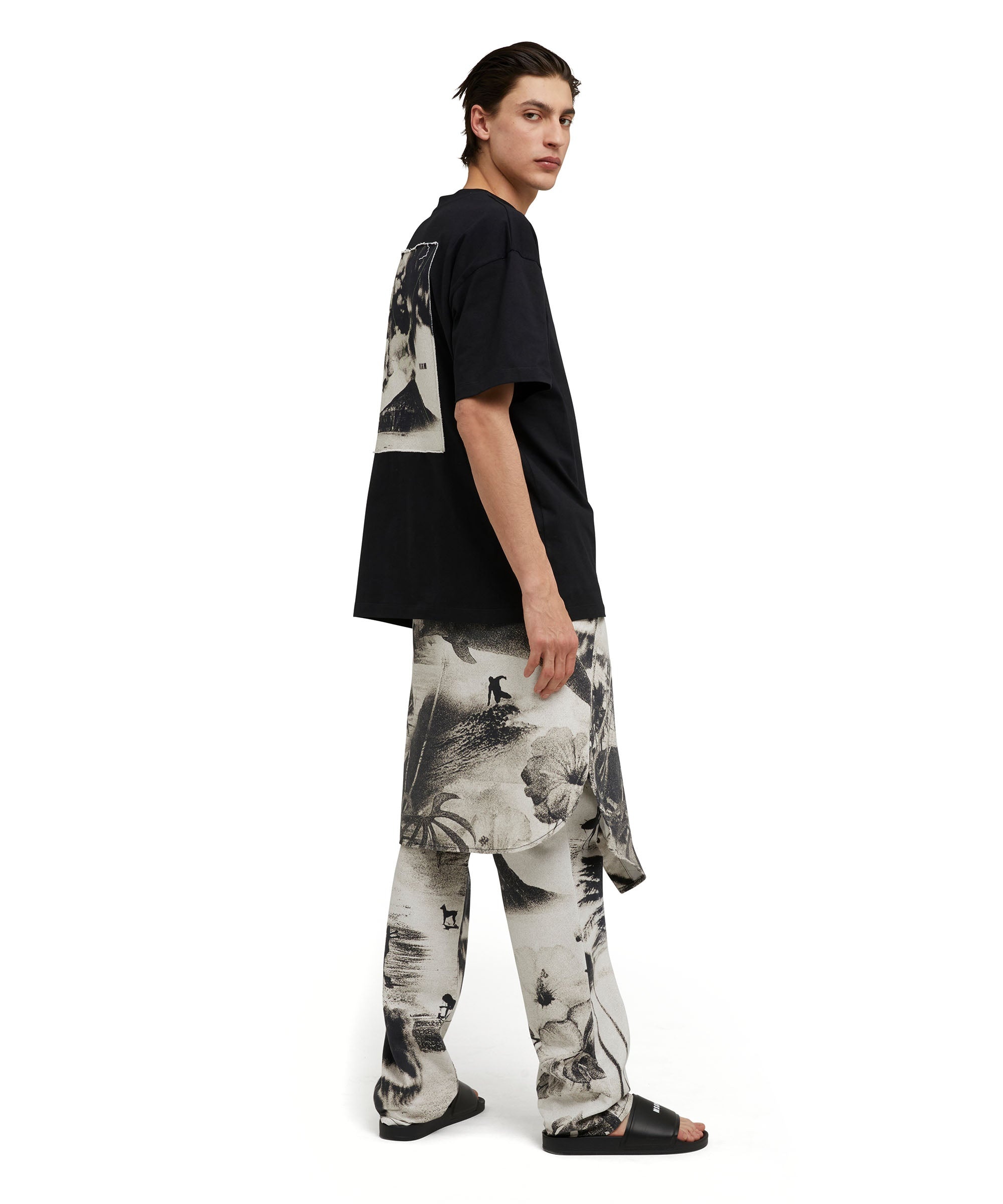 Cotton crewneck t-shirt with "volcano" print - 5