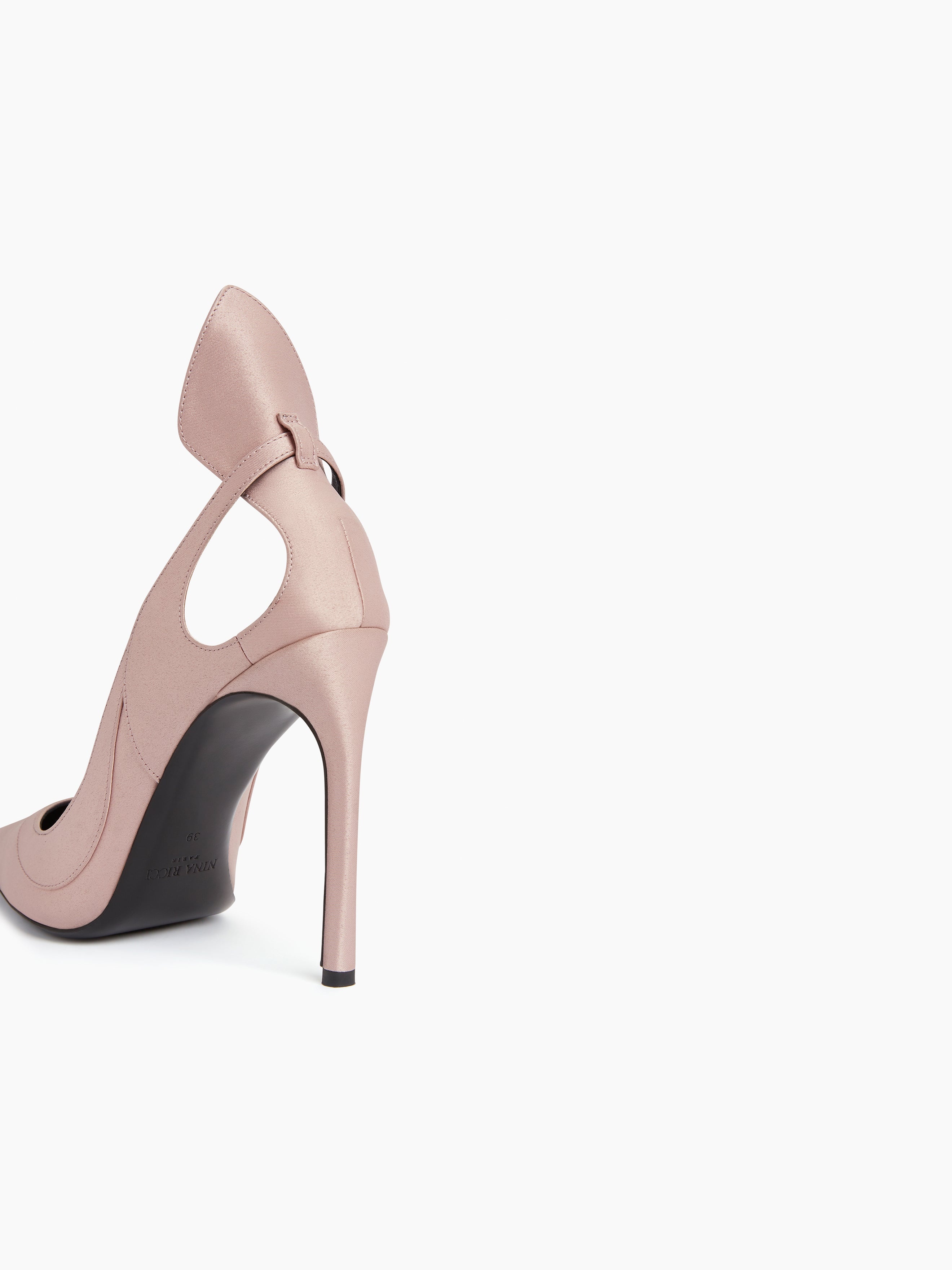 SATIN PUMPS WITH BOW DETAIL - 2
