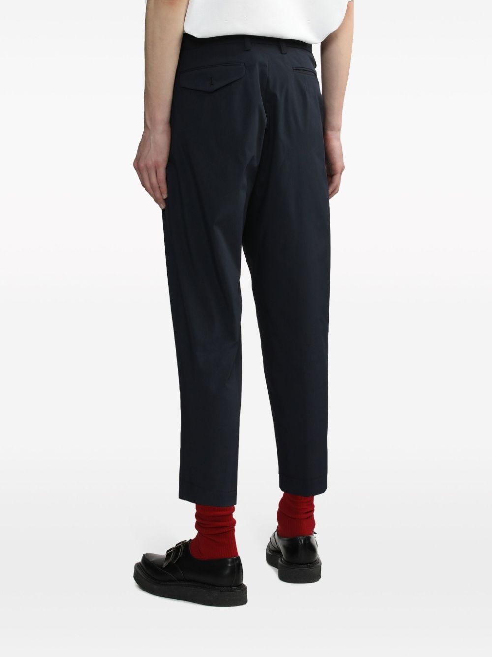 pleat-detail tapered trousers - 4