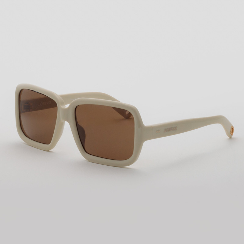 JACQUEMUS Cabana Oversize Sunglasses in Sand outlook