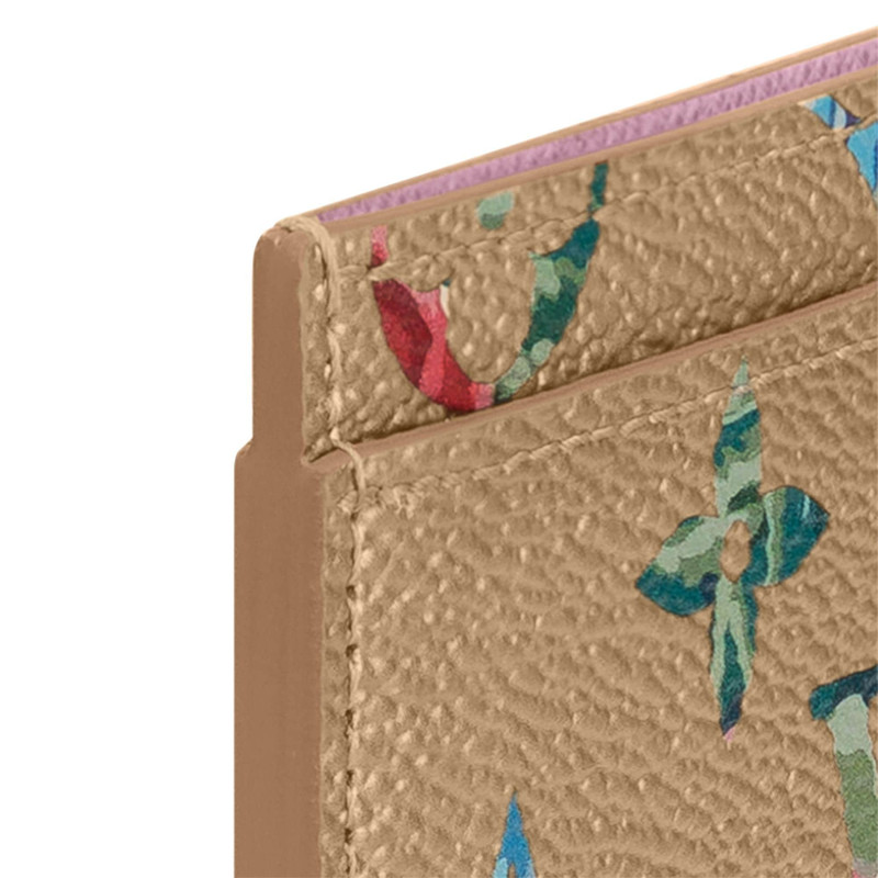 Louis Vuitton Card Holder outlook